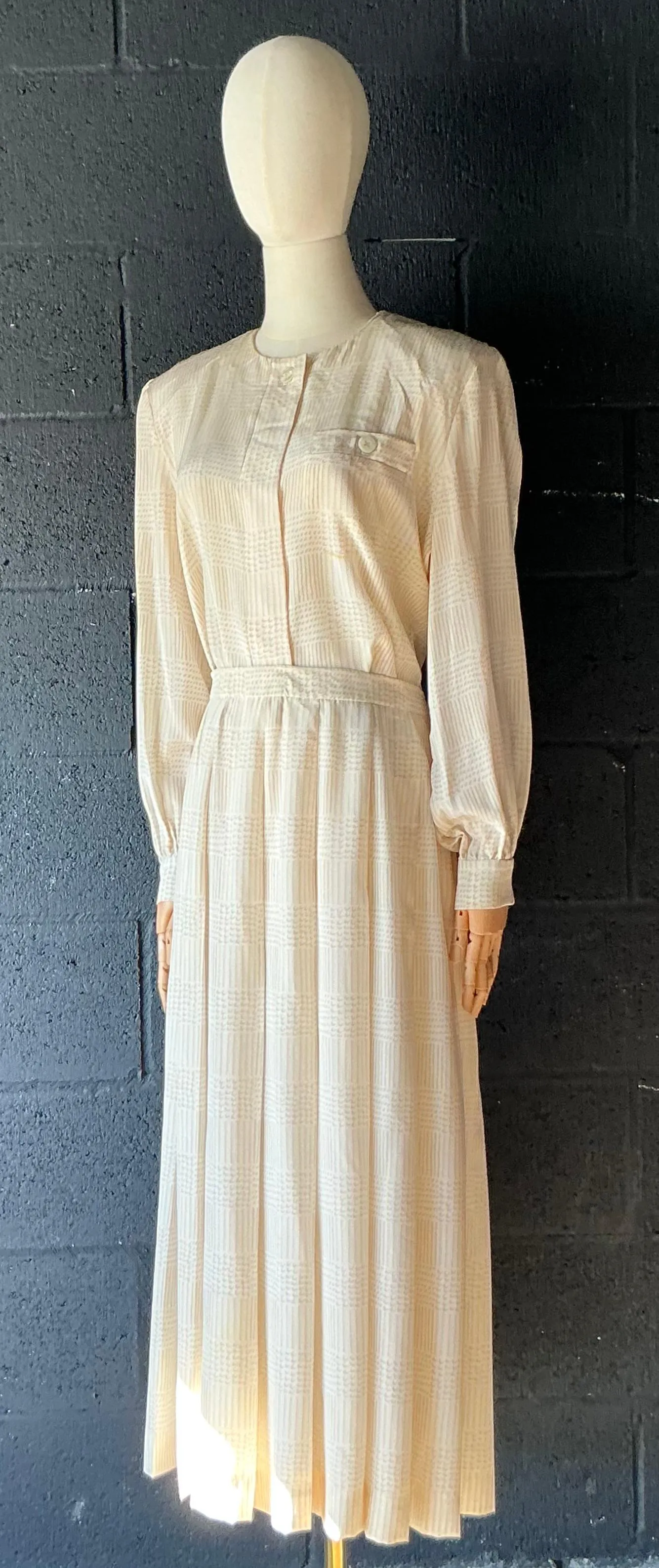 Vintage Gloria Sachs Two Piece Blouse & Skirt Set — additional photo 7