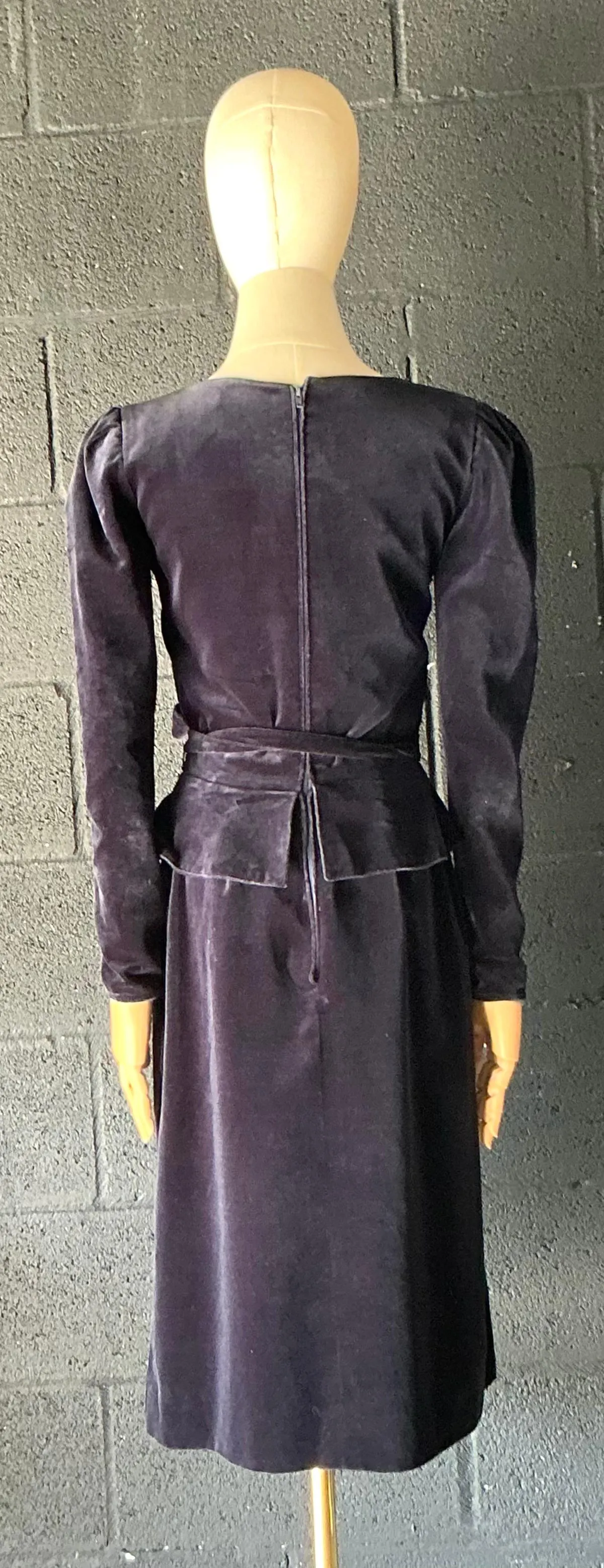Vintage Guy Laroche Navy Blue Velvet Dress — additional photo 6