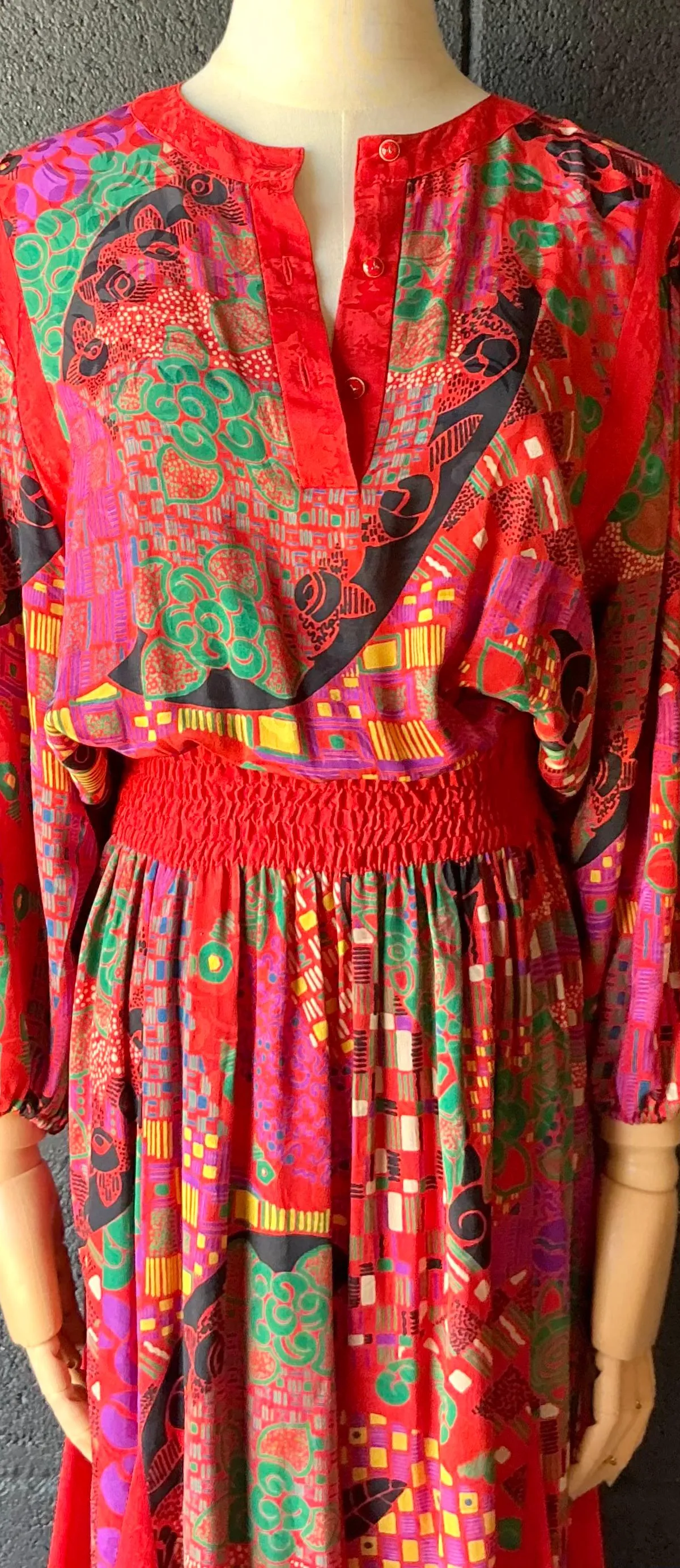 Vintage Diane Freis Silk Patterned Dress — additional photo 3