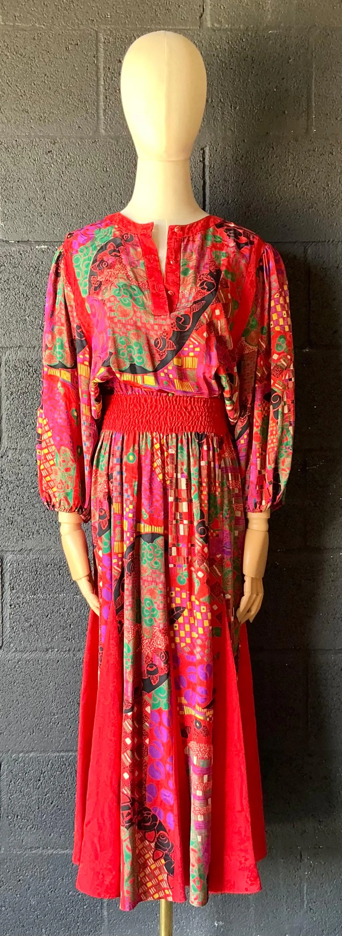 Vintage Diane Freis Silk Patterned Dress — additional photo 4