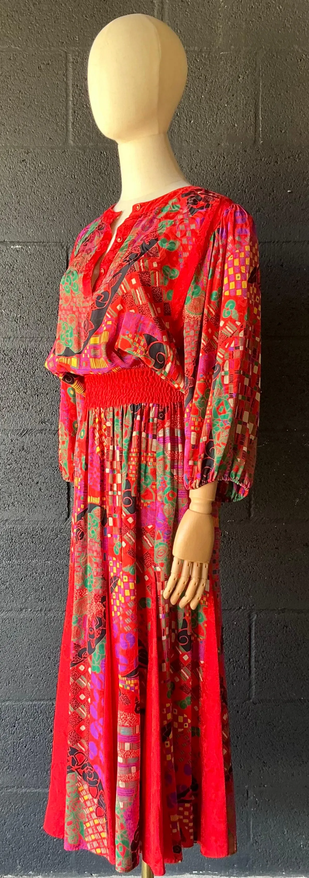 Vintage Diane Freis Silk Patterned Dress — additional photo 6