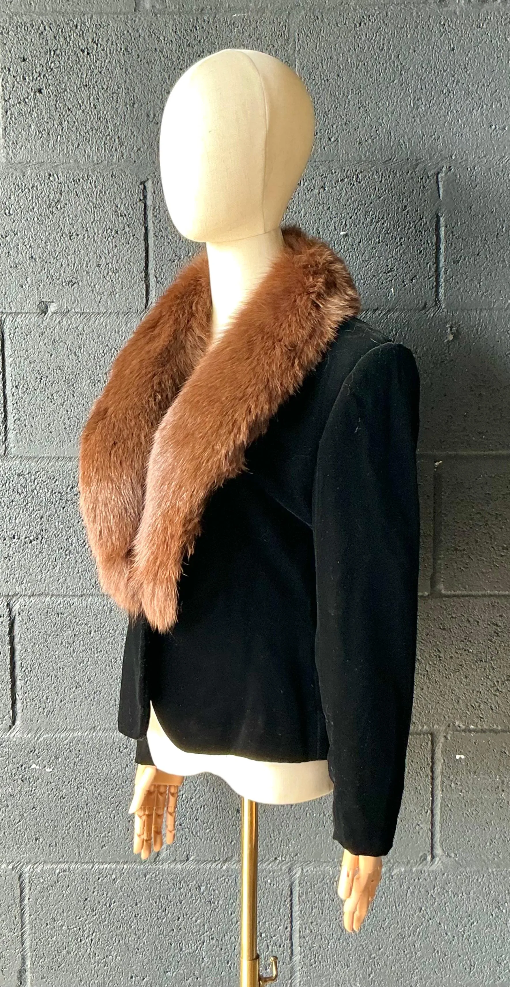Vintage Gloria Sachs Black Jacket with Fur Trim Collar — additional photo 5