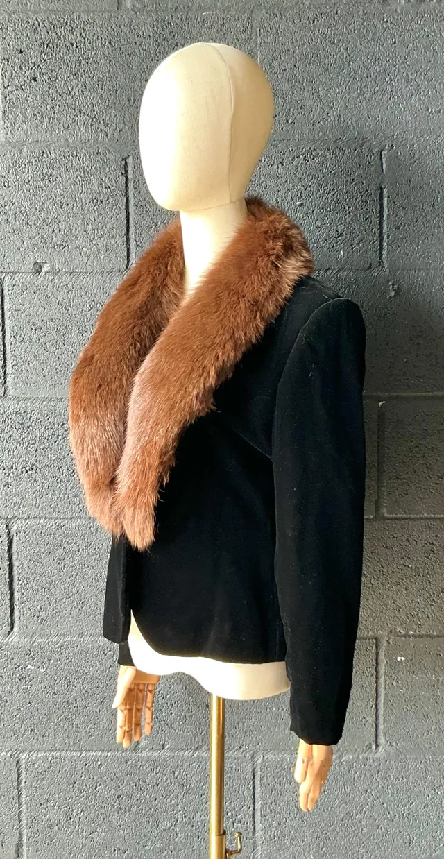 Vintage Gloria Sachs Black Jacket with Fur Trim Collar — additional photo 5