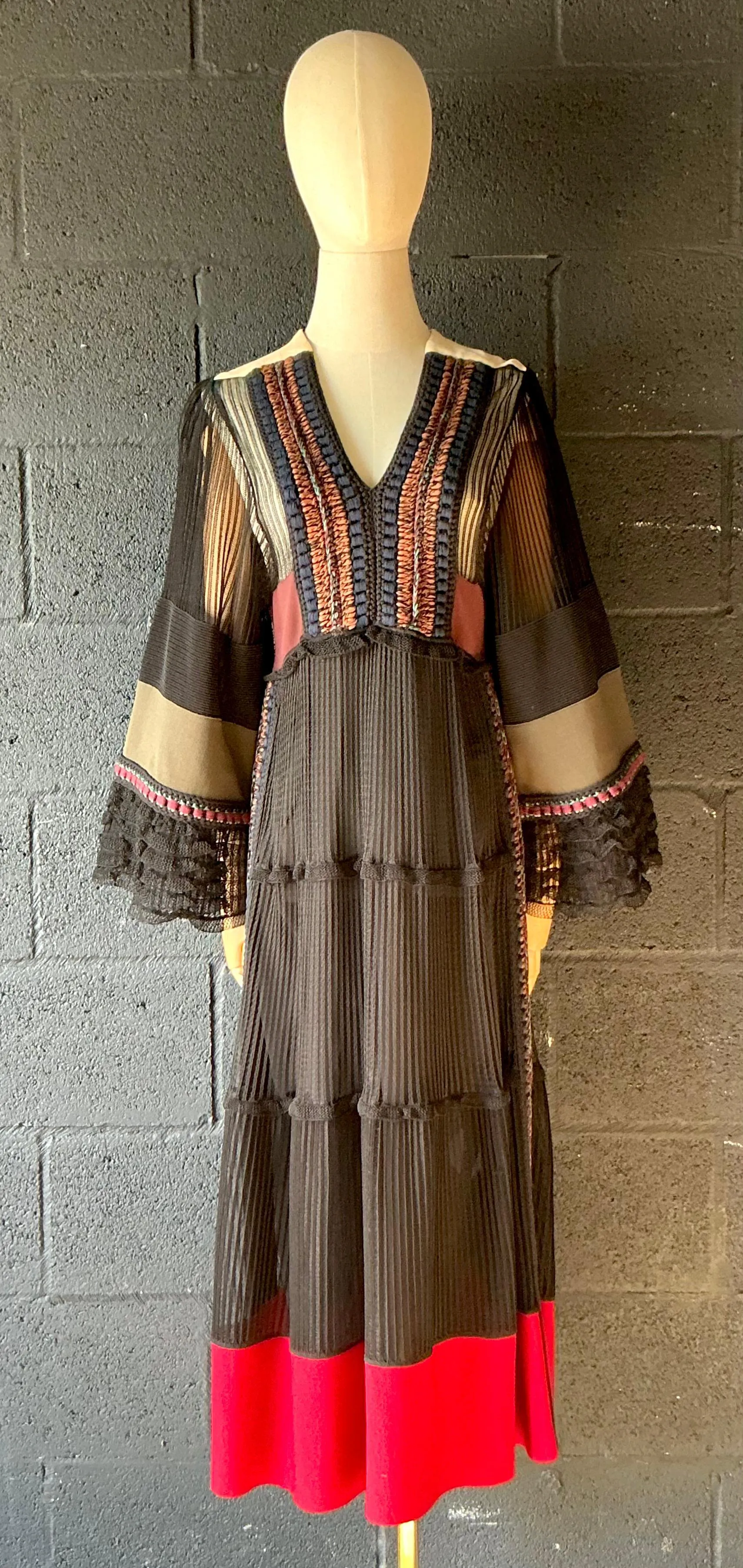 Vintage Boho Valentino Dress — additional photo 3