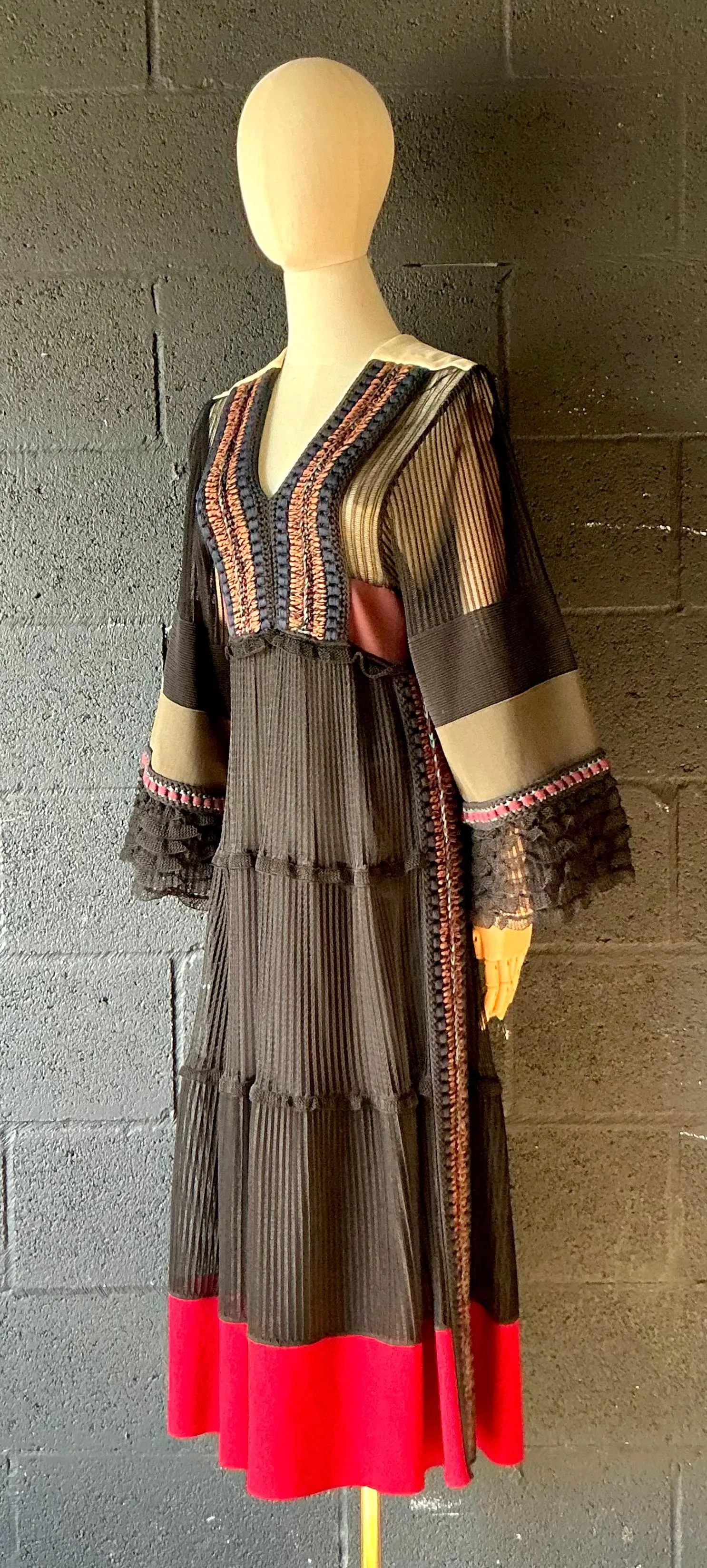 Vintage Boho Valentino Dress — additional photo 7