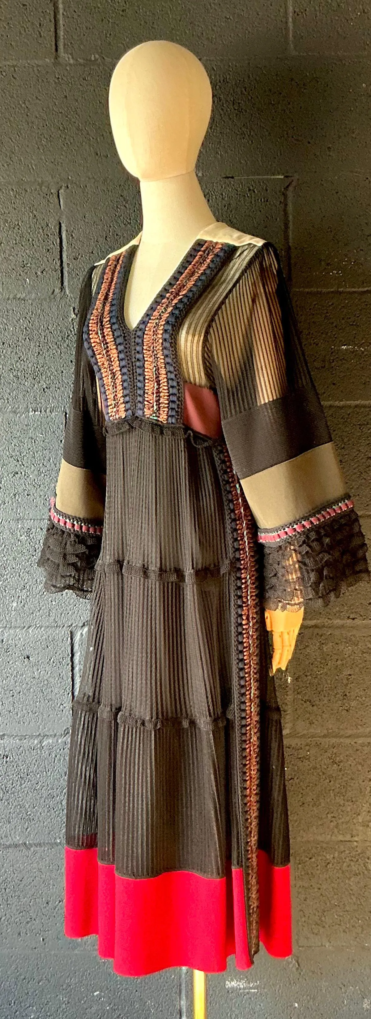 Vintage Boho Valentino Dress — additional photo 8