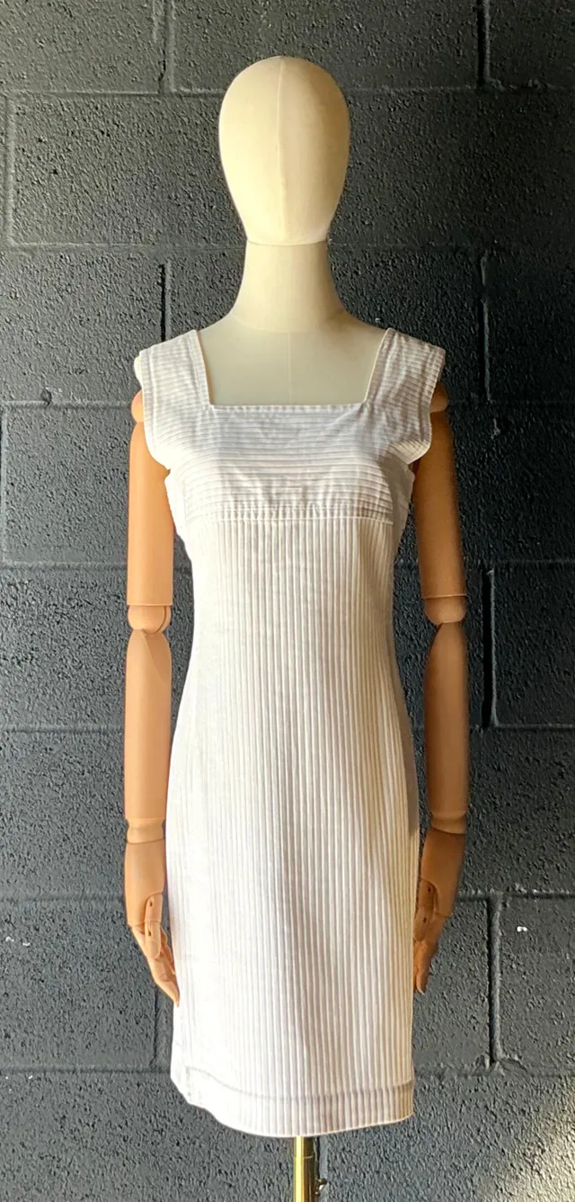 Vintage Courreges White Ribbed Dress — additional photo 4