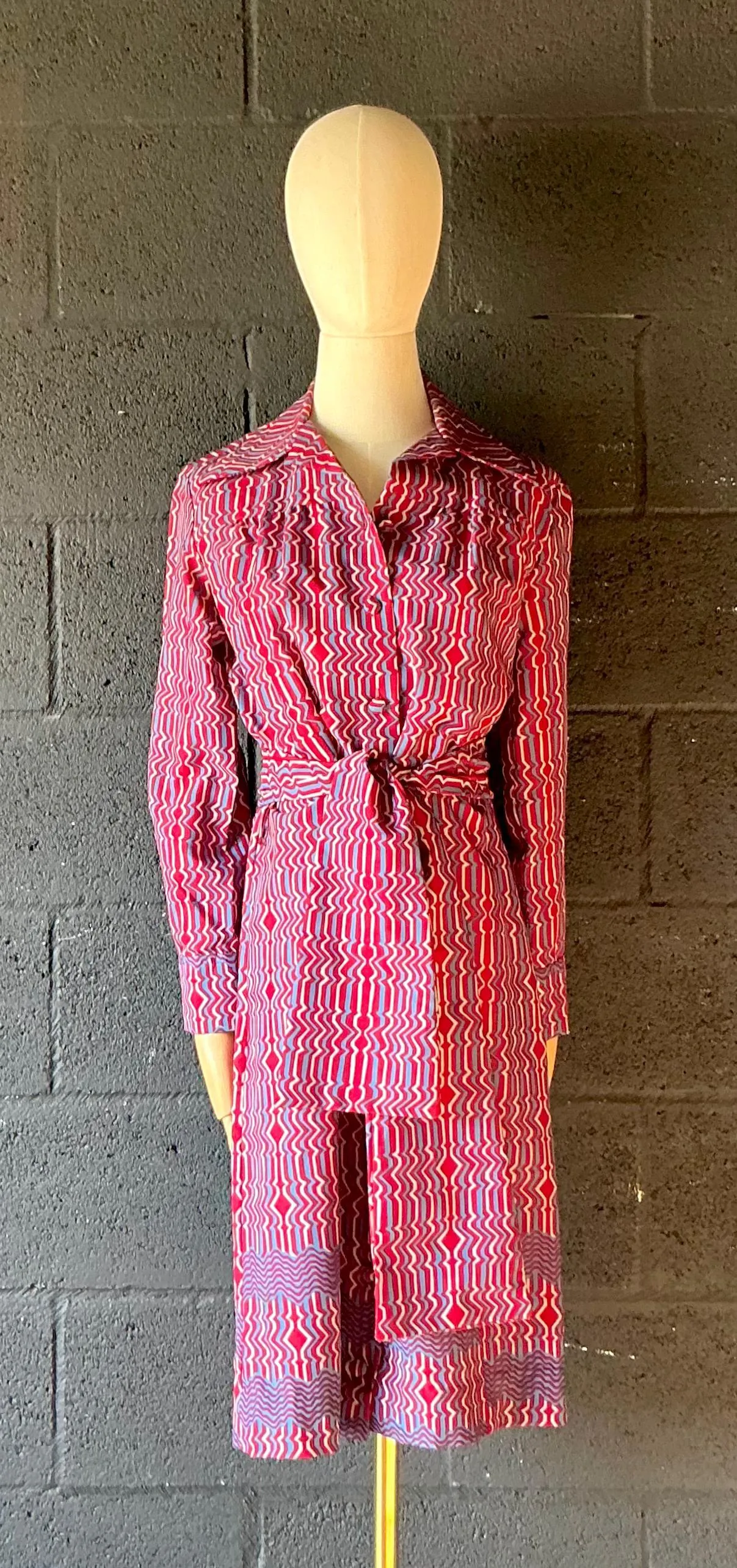 Vintage Lanvin Paris Blue & Red Patterned Dress — additional photo 2