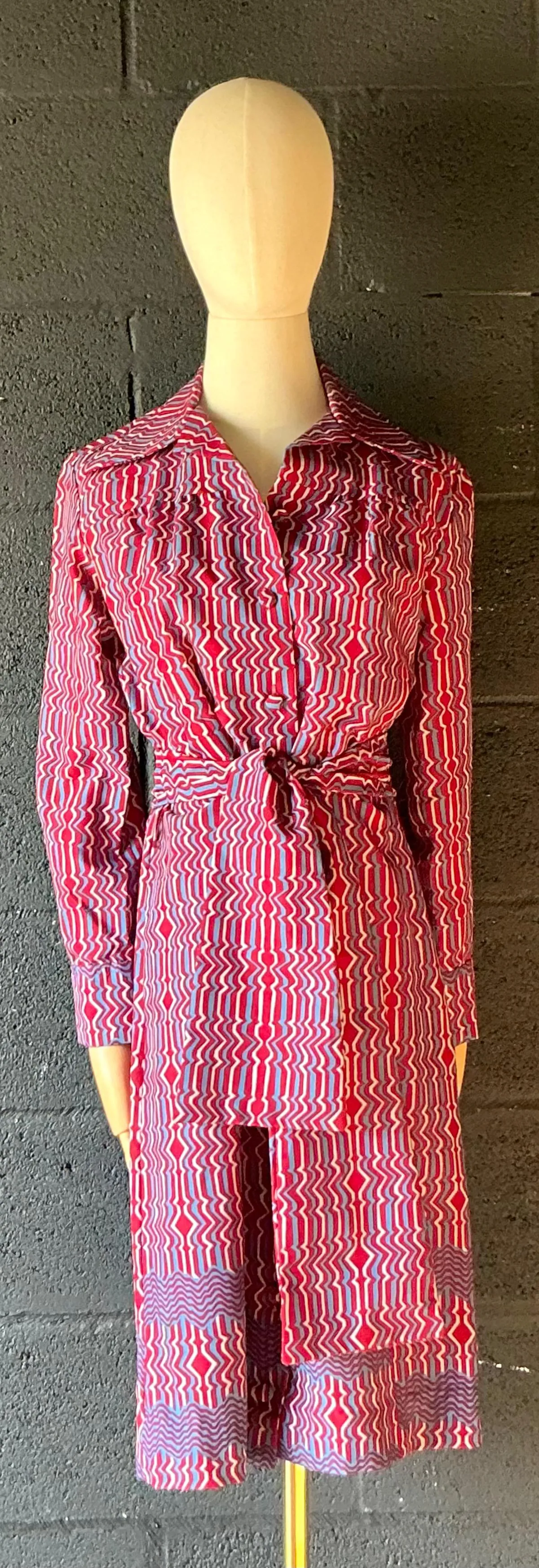 Vintage Lanvin Paris Blue & Red Patterned Dress — additional photo 2