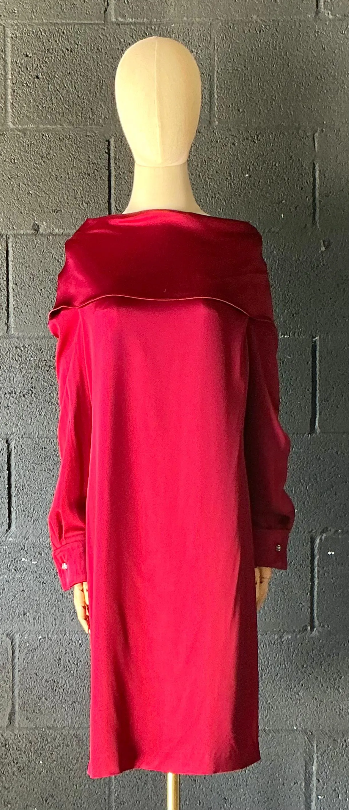 Vintage Escada Red Off the Shoulder Dress — additional photo 4