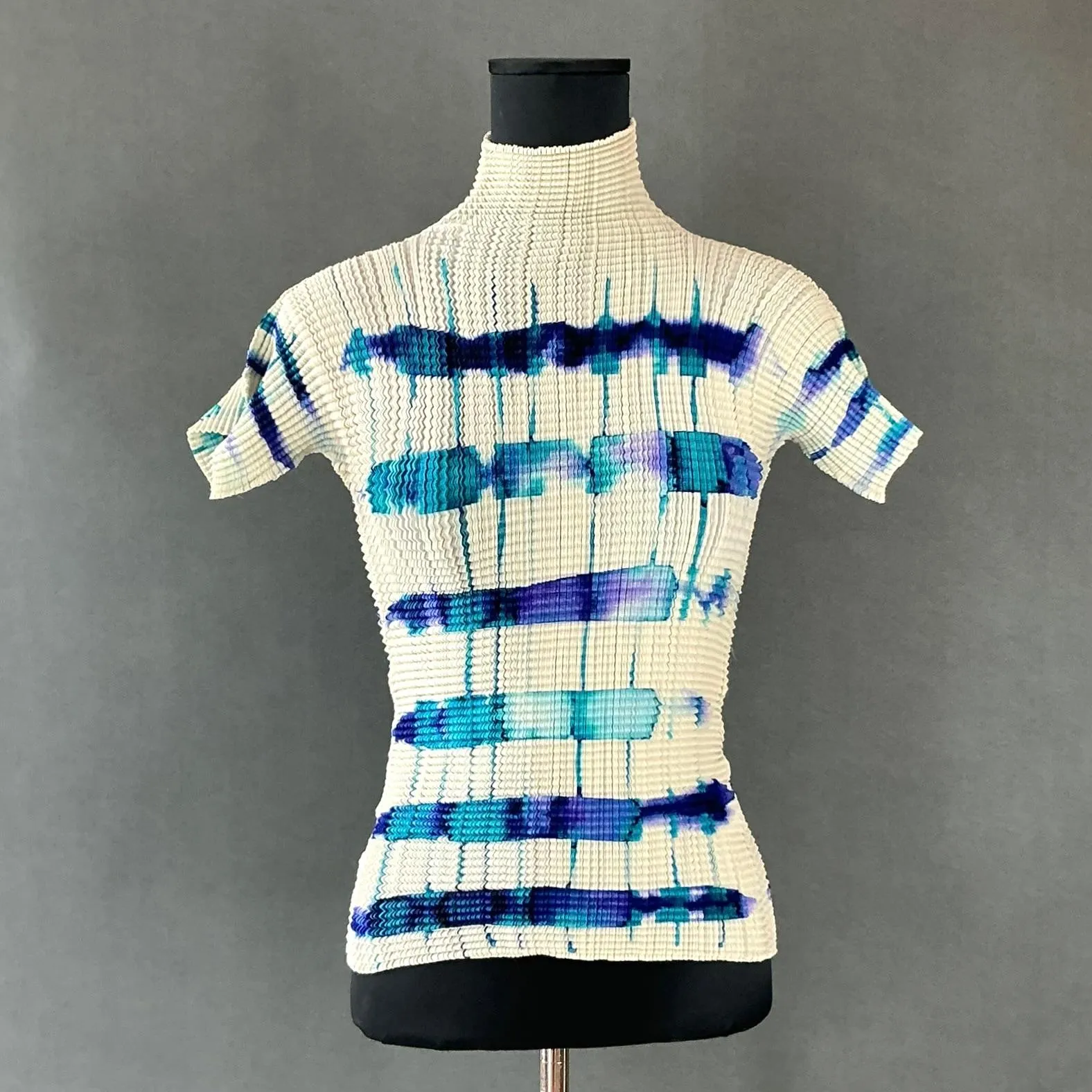 Vintage Issey Miyake Pleats Please Tie Dye T Shirt — additional photo 8