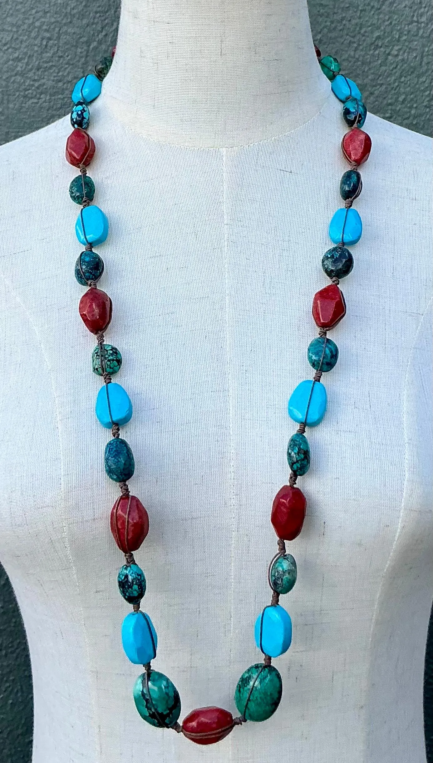 Vintage Turquoise & Coral Bead Necklace — additional photo 4