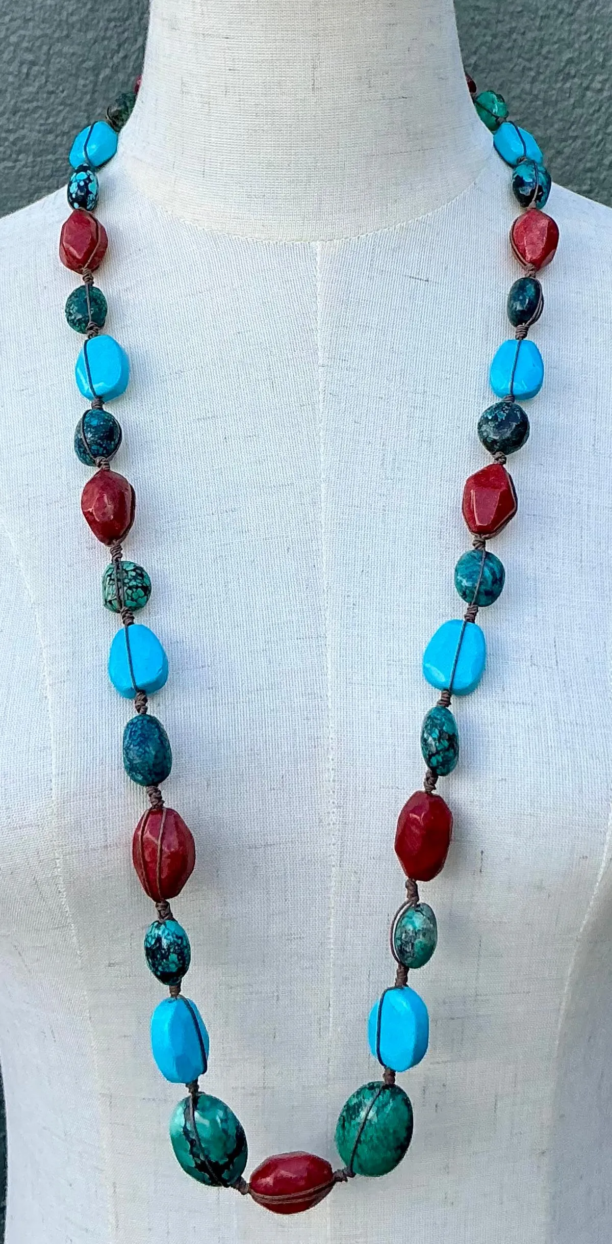 Vintage Turquoise & Coral Bead Necklace — additional photo 4