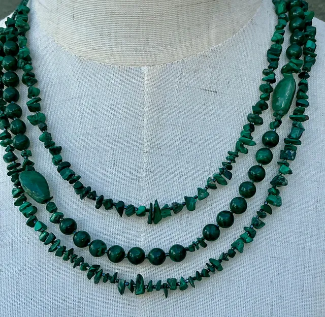 Vintage Boho Malachite Three-Stranded Necklace — additional photo 4