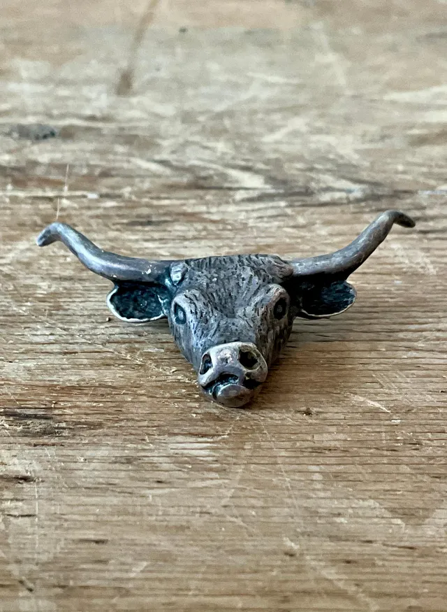 Vintage Antiqued Silver Steer Head Pendant — additional photo 3