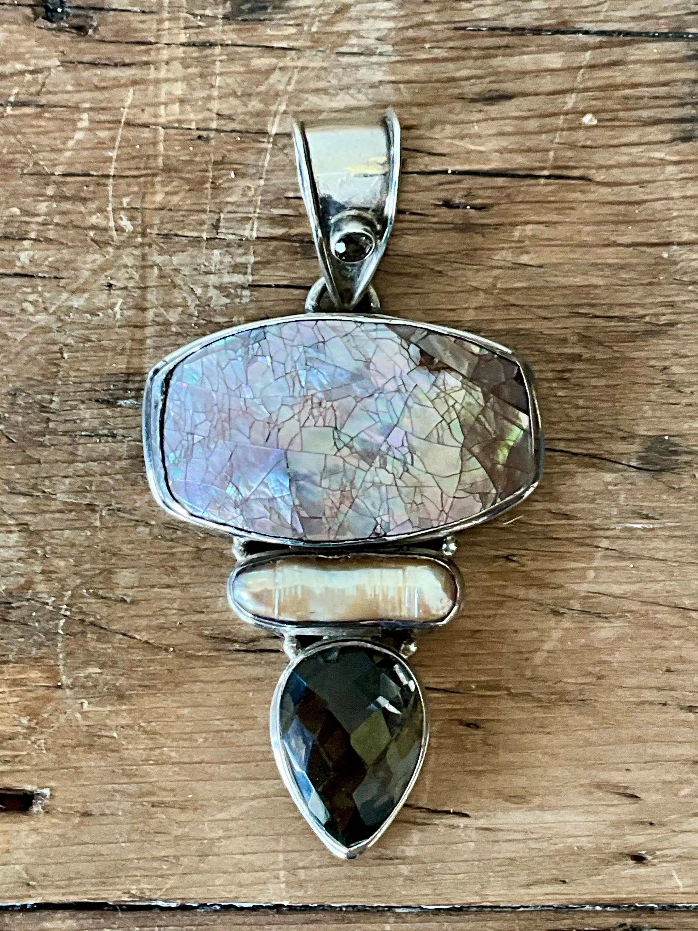 Vintage Boho Smokey Quartz & Mother of Pearl Pendant — additional photo 3