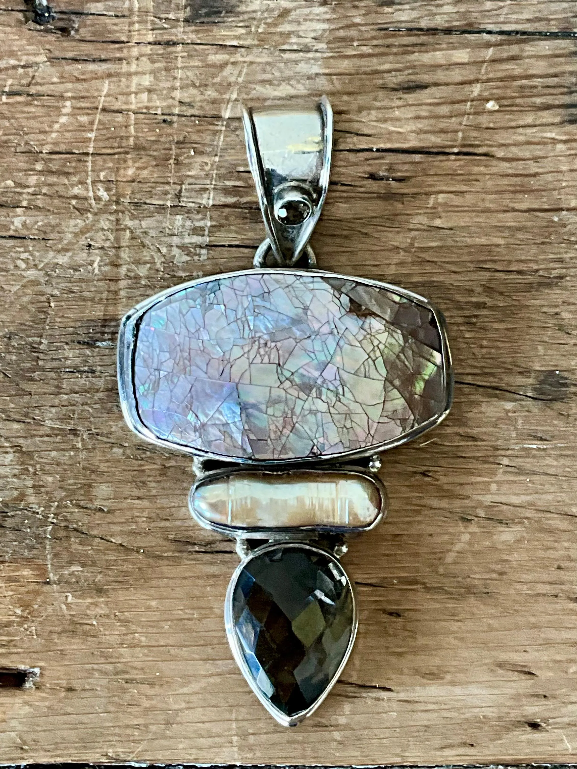Vintage Boho Smokey Quartz & Mother of Pearl Pendant — additional photo 4