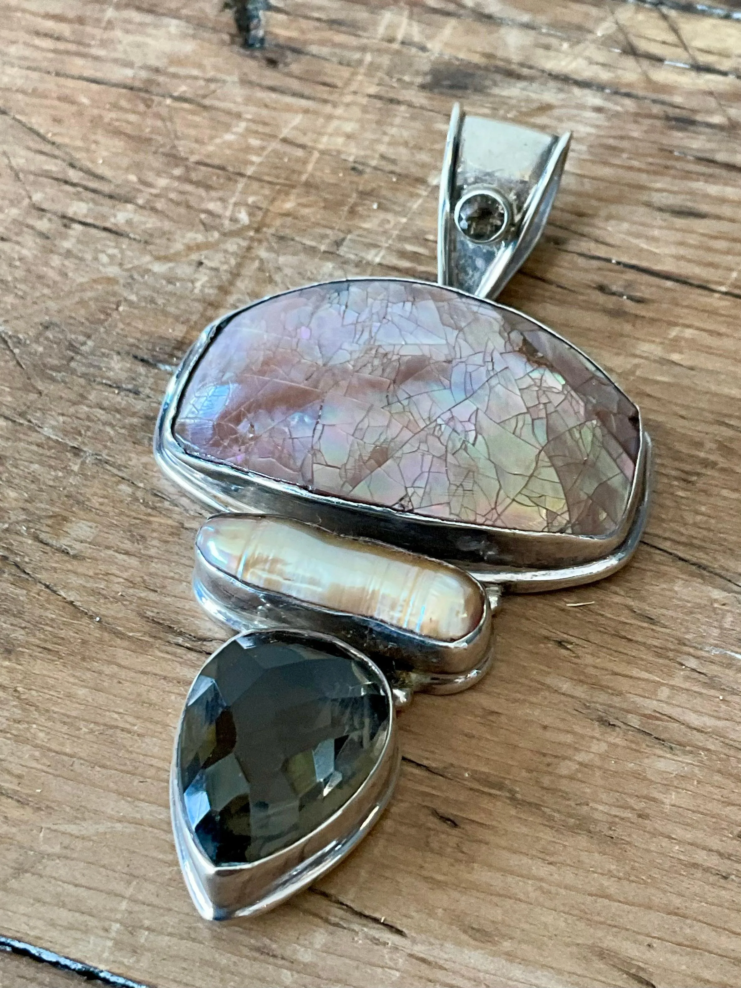 Vintage Boho Smokey Quartz & Mother of Pearl Pendant — additional photo 7