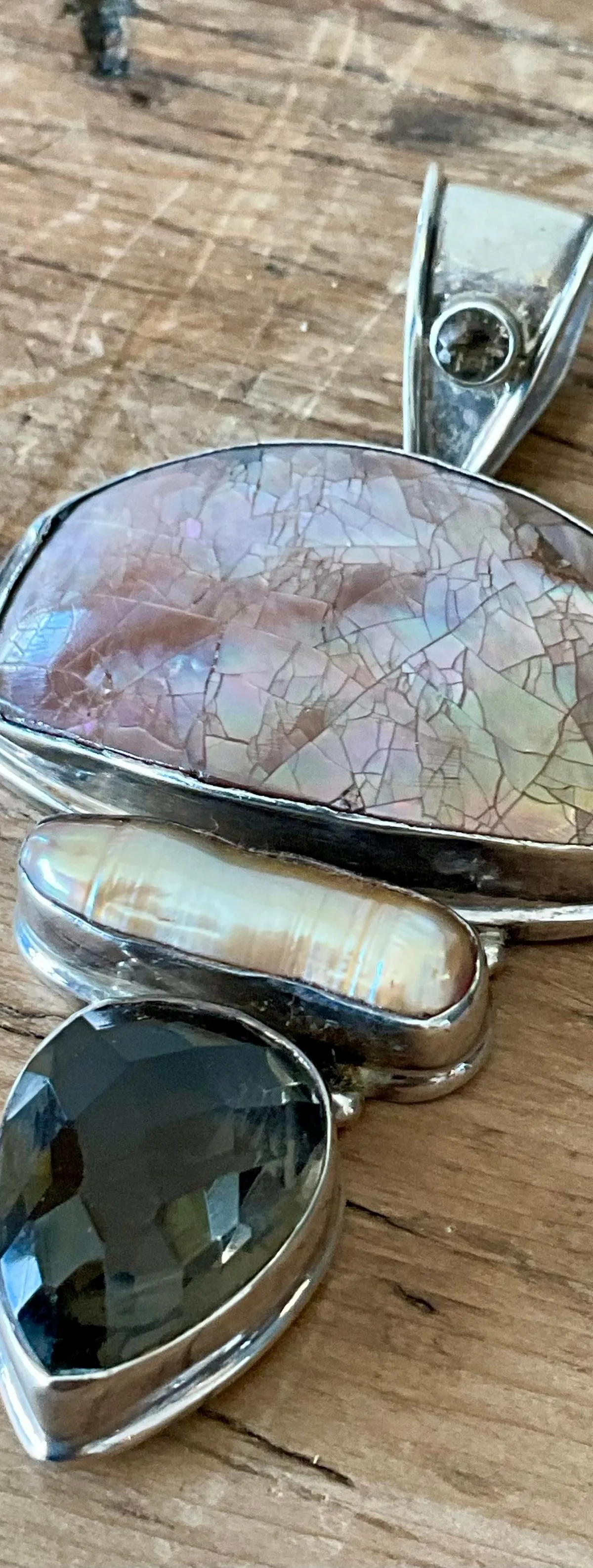 Vintage Boho Smokey Quartz & Mother of Pearl Pendant — additional photo 7