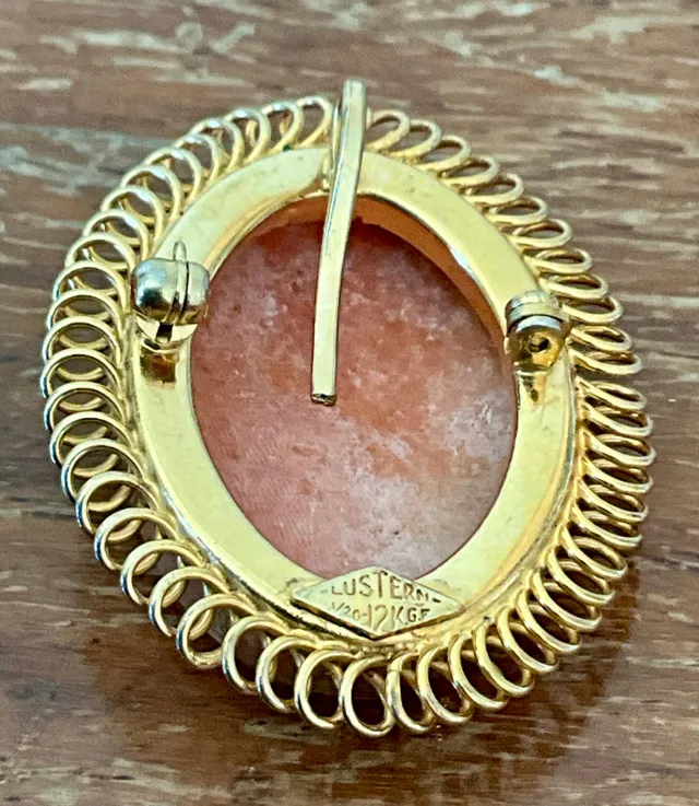 Vintage Victorian 12k Handcarved Cameo Pendant — additional photo 7