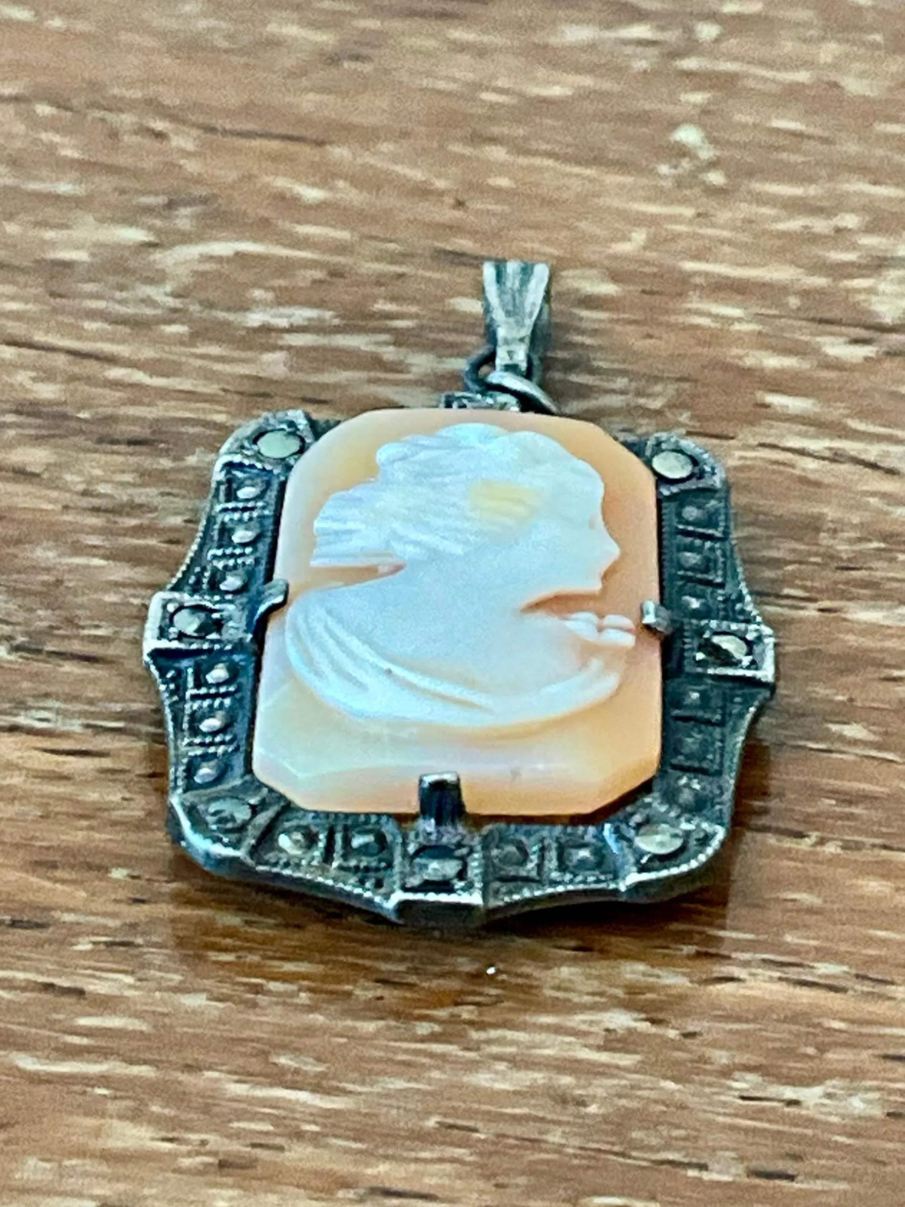 Vintage Art Deco Sterling Silver Carved Cameo Pendentif — additional photo 4