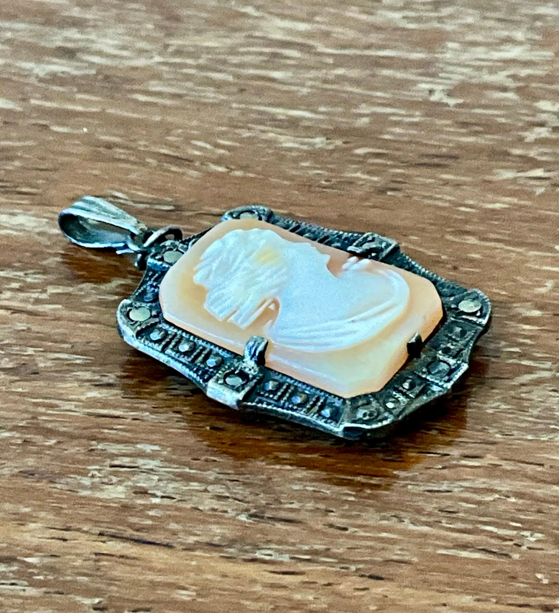 Vintage Art Deco Sterling Silver Carved Cameo Pendentif — additional photo 5