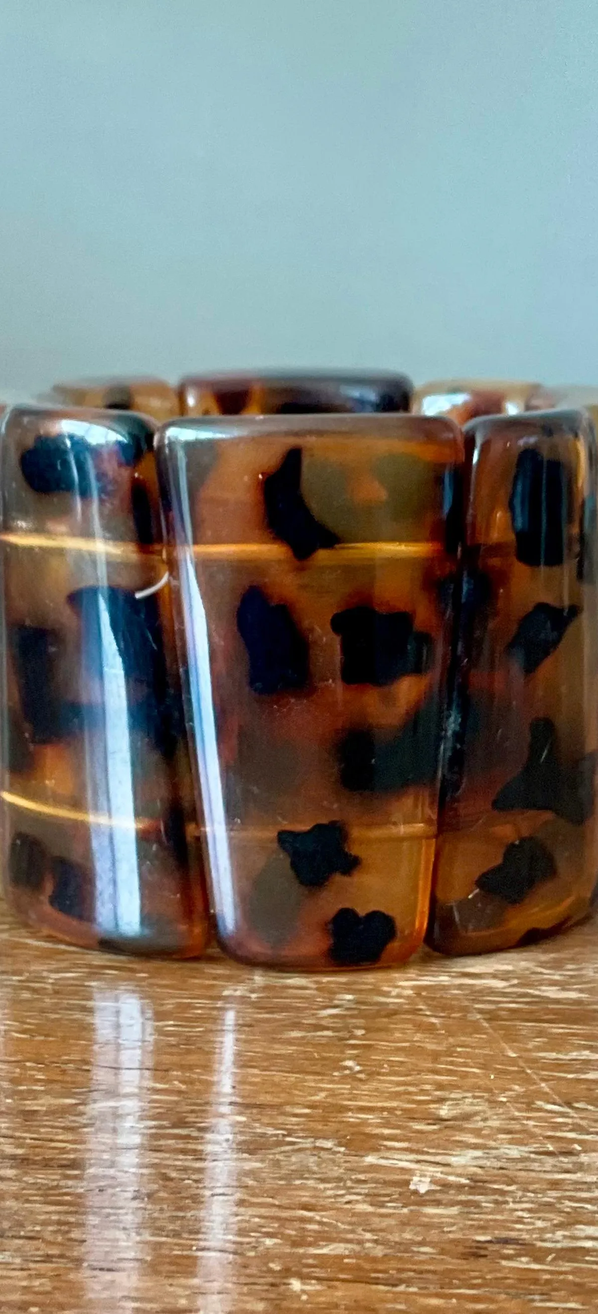 Vintage Faux Tortoise Bakelite Stretch Bracelet — additional photo 4