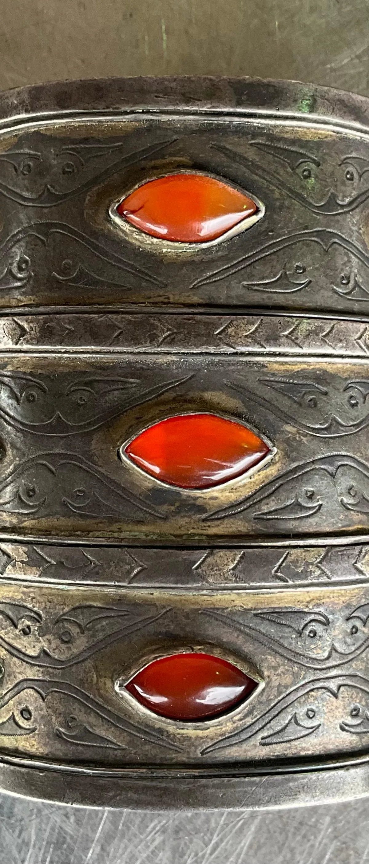 Vintage Carnelian Gilt Silver Turkoman Cuff — additional photo 7