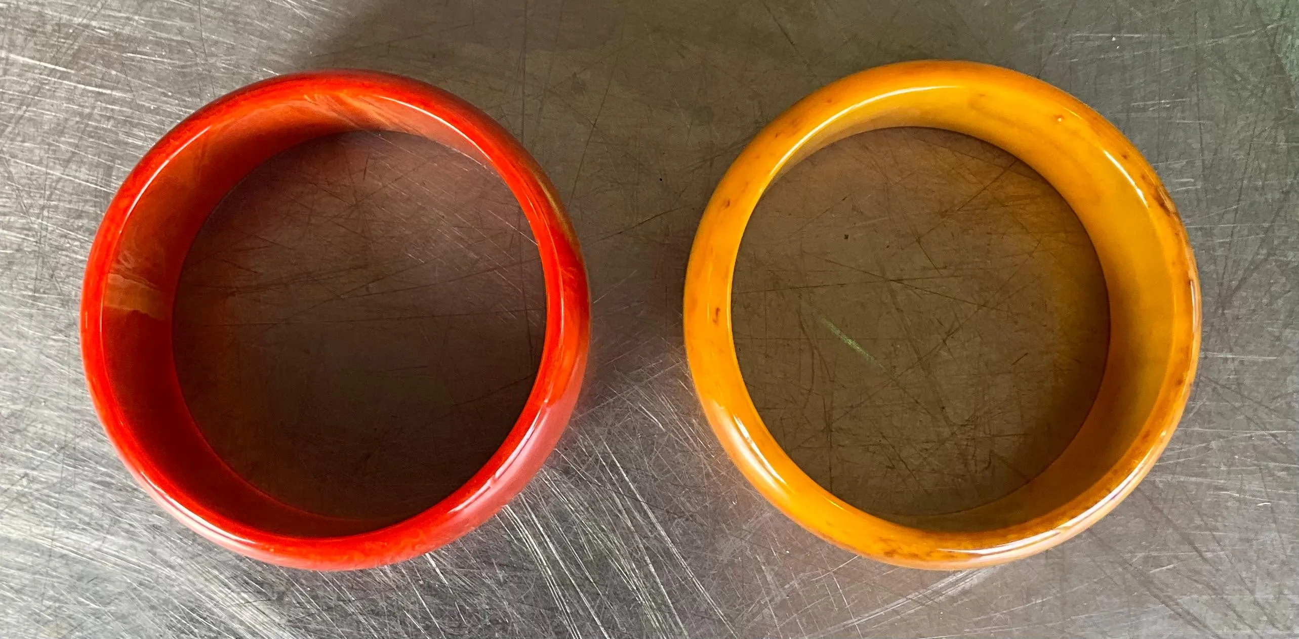 Vintage Boho Bakelite Bangle- Set of 2 — additional photo 7