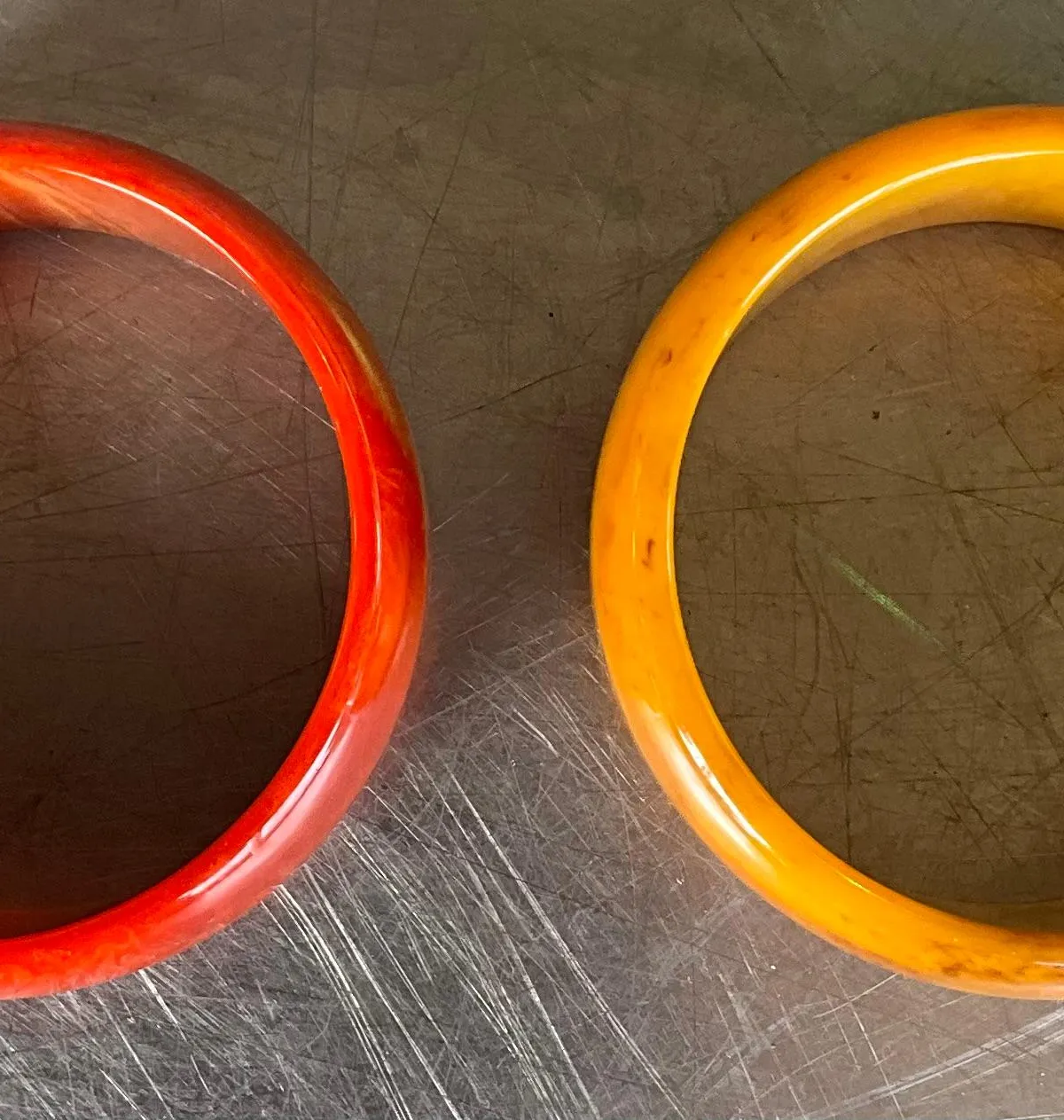 Vintage Boho Bakelite Bangle- Set of 2 — additional photo 7