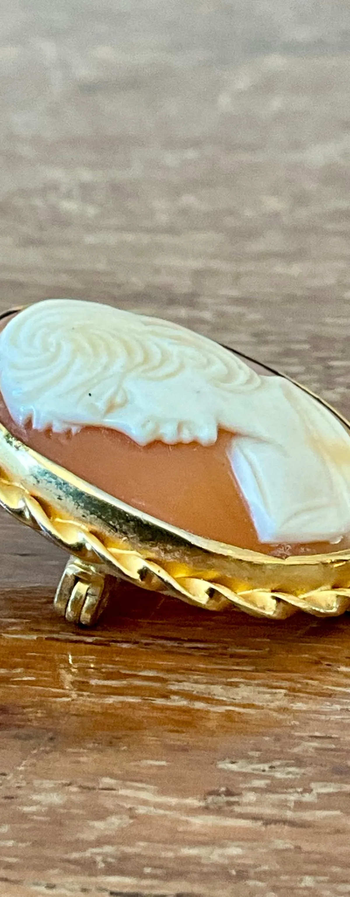 Vintage Victorian 12k Handcarved Cameo Pendant Brooch — additional photo 5