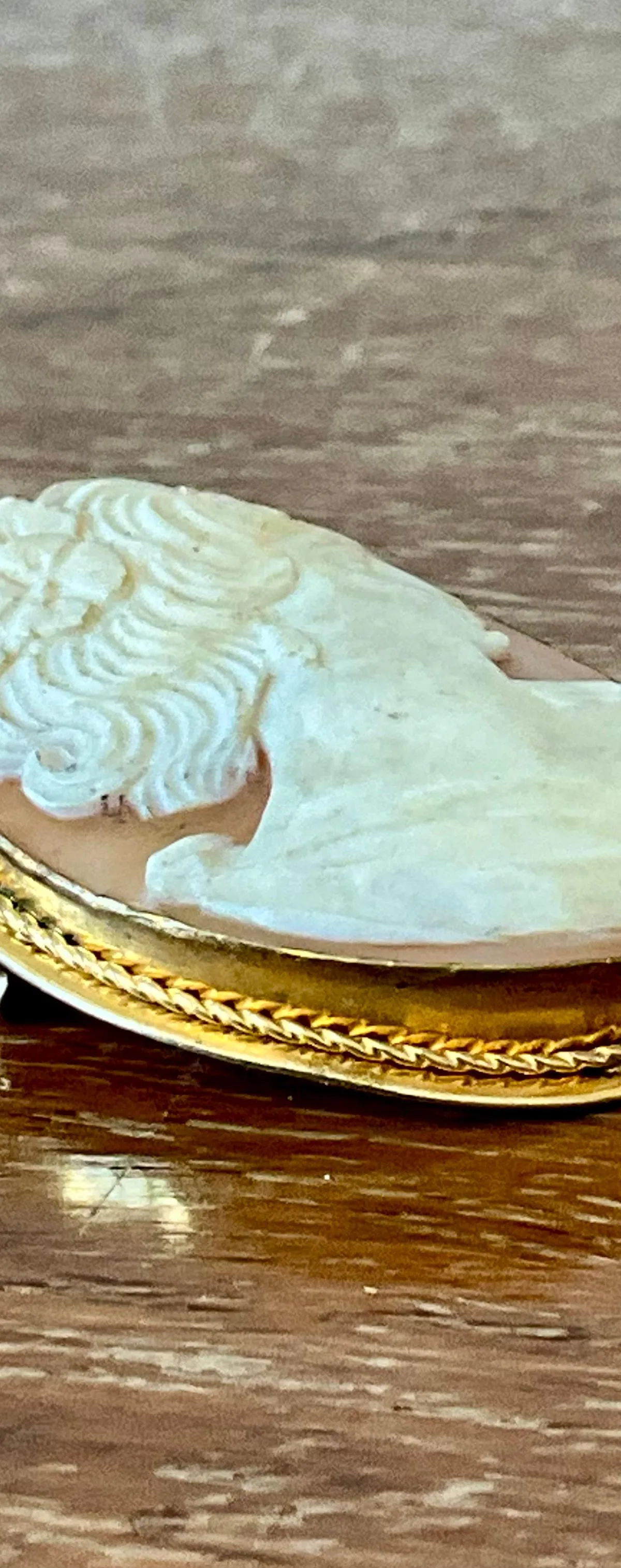 Vintage Victorian Carved Shell Cameo Pendant Brooch — additional photo 5