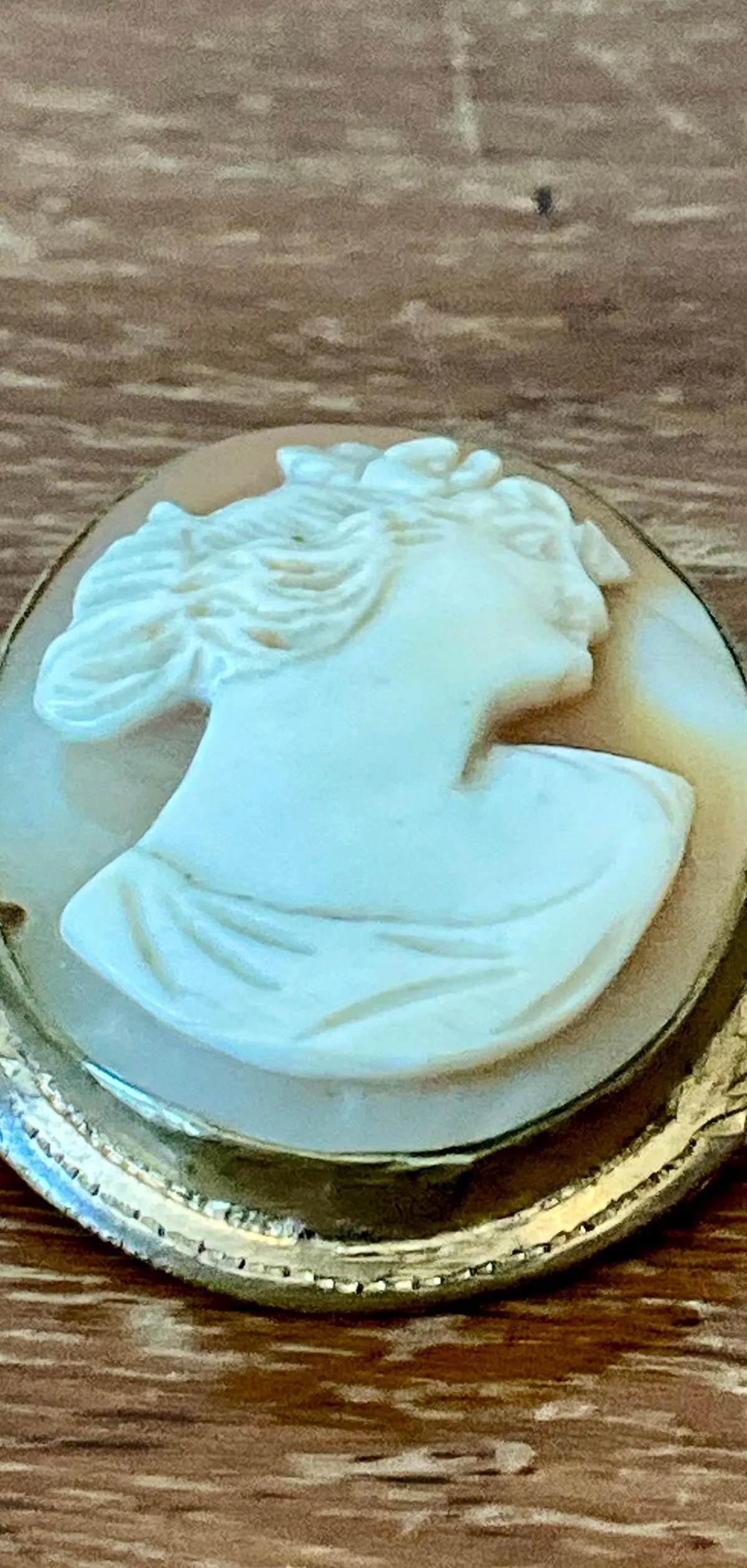 Vintage Victorian Carved Shell Cameo Brooch — additional photo 4
