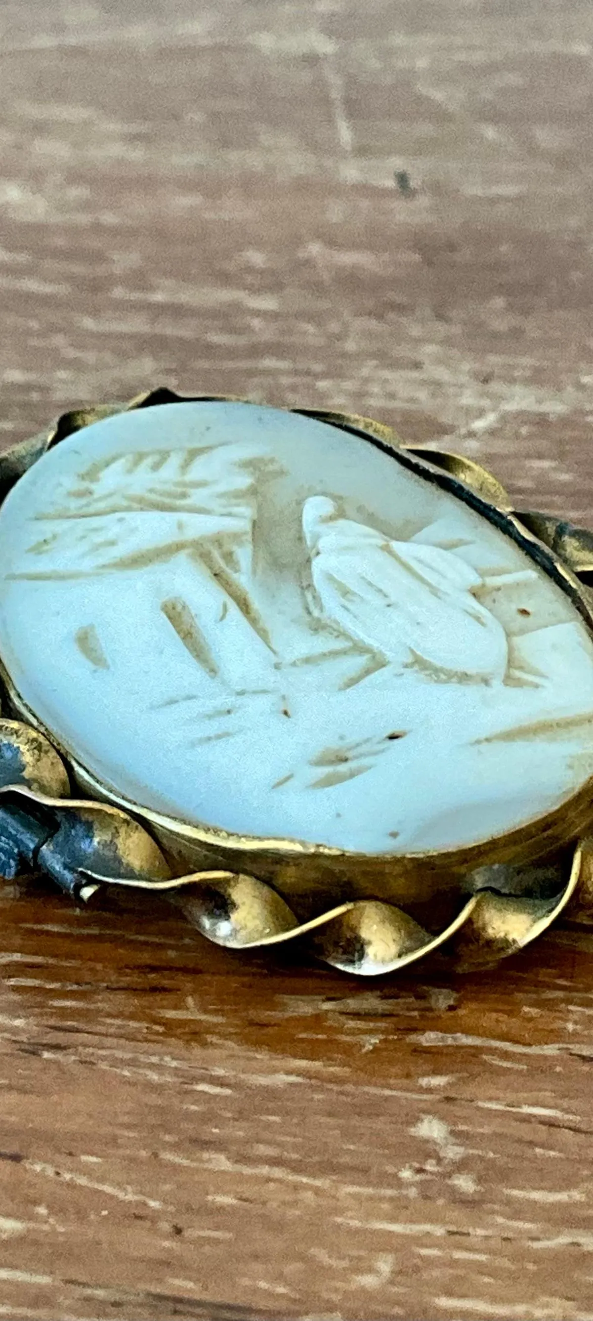 Vintage Victorian Scenic Cameo Brooch — additional photo 5