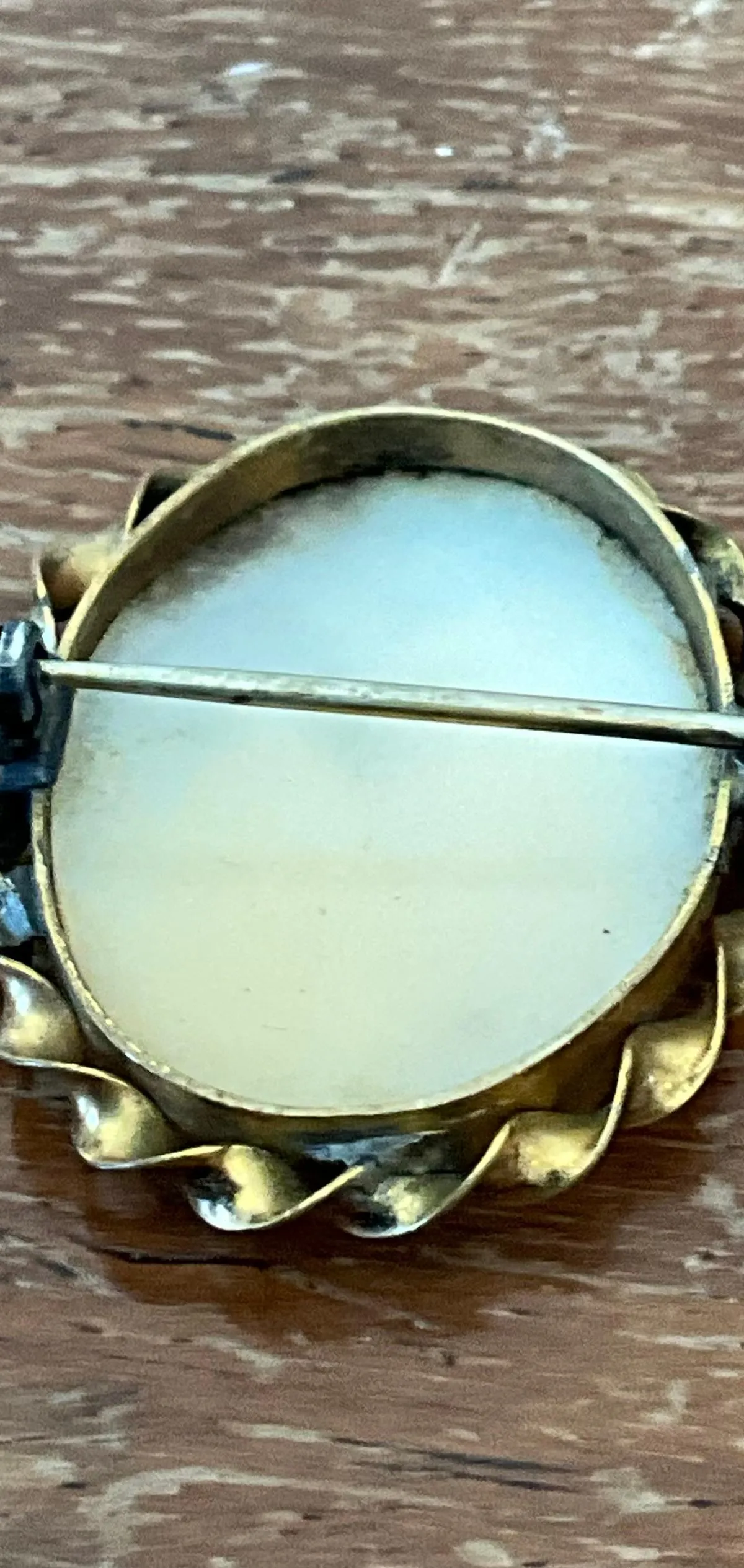 Vintage Victorian Scenic Cameo Brooch — additional photo 6