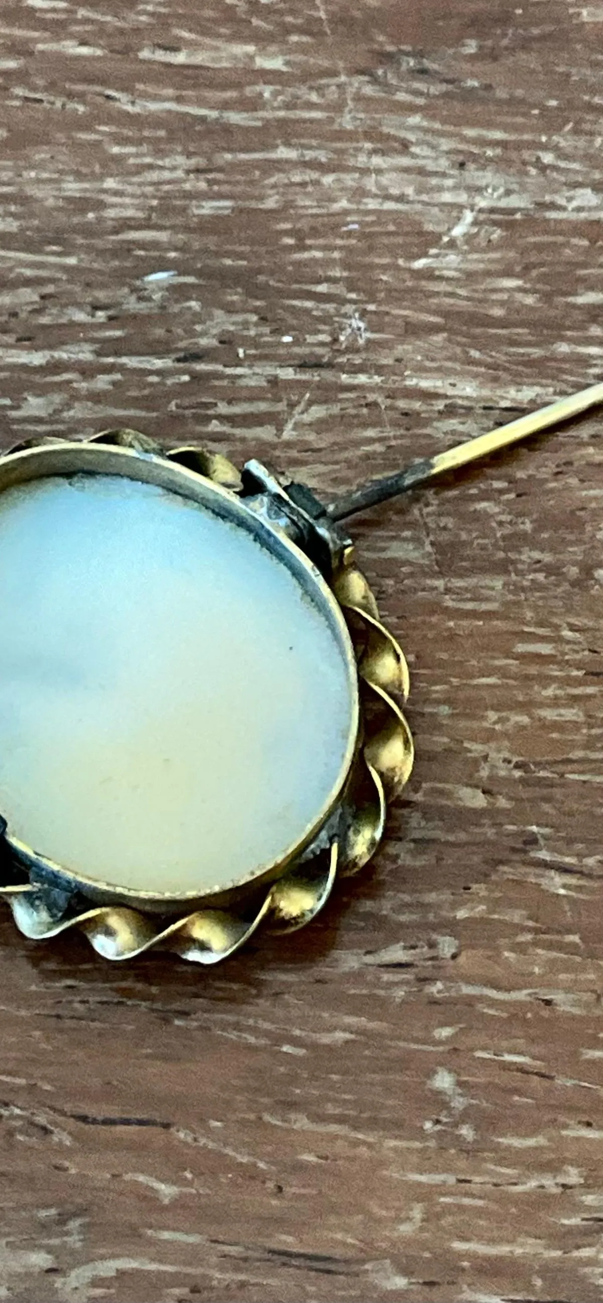 Vintage Victorian Scenic Cameo Brooch — additional photo 7
