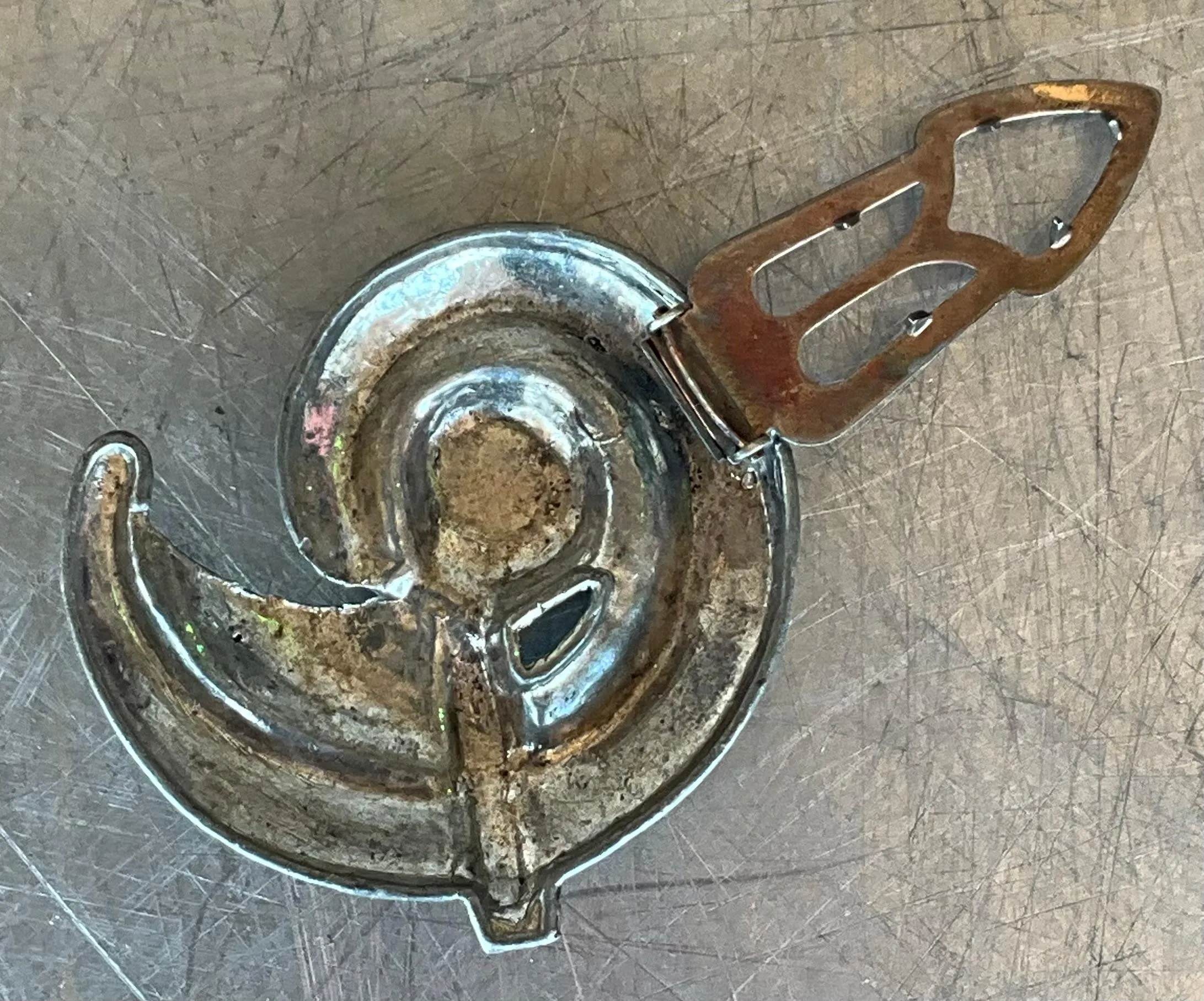 Vintage Silver Spiral Brooch with Green Detail — additional photo 7