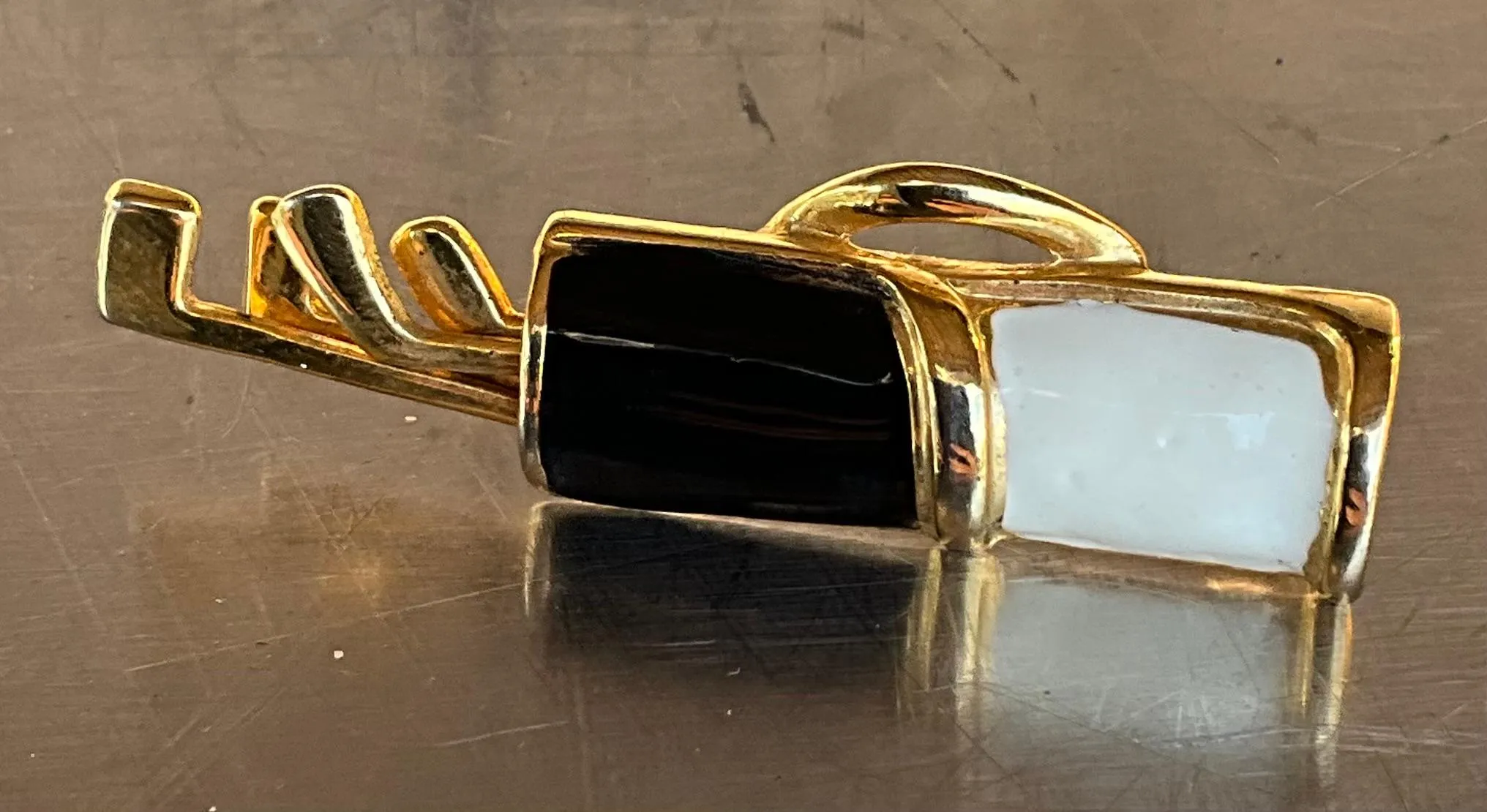 Vintage Black/White Enamel Golf Bag Brooch — additional photo 7