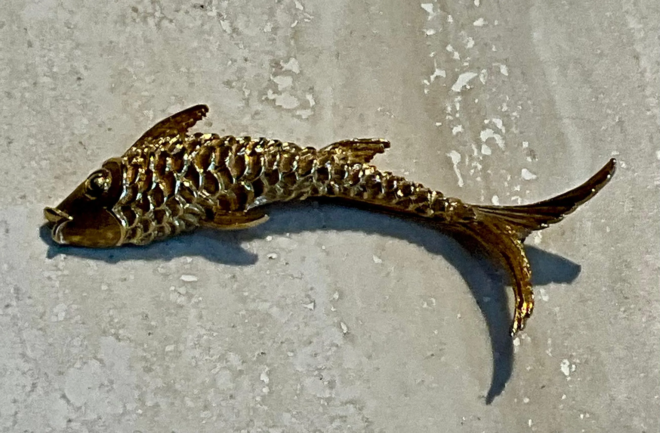 Vintage Golden Fish Brooch — additional photo 1