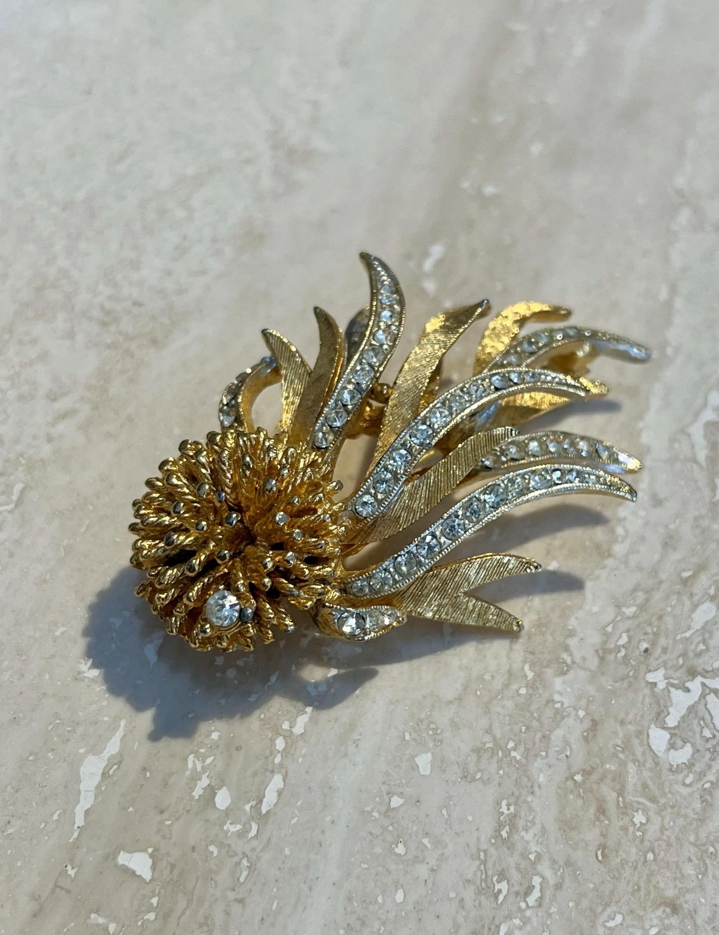 Vintage Rhinestone Statement Brooch — additional photo 1