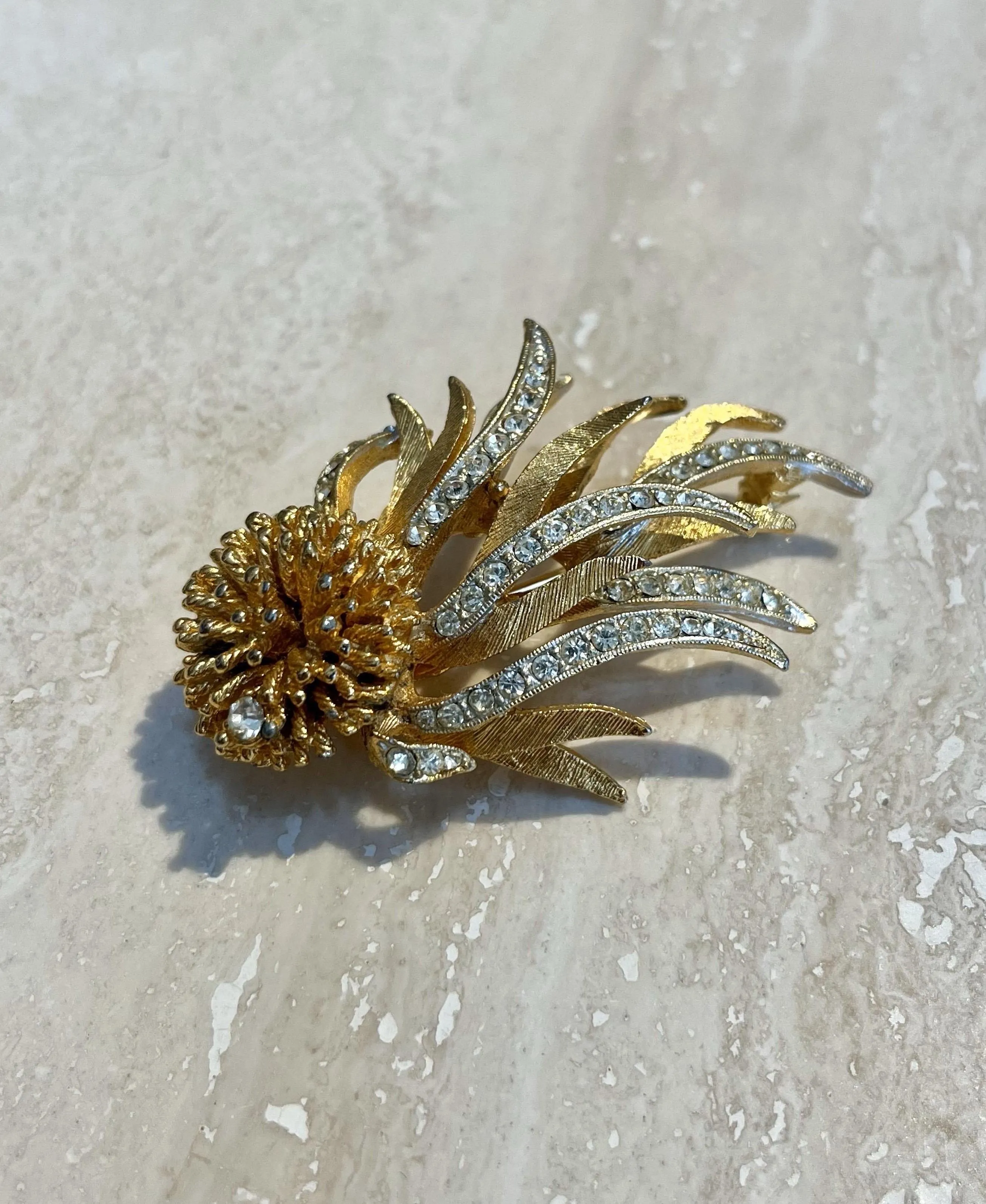 Vintage Rhinestone Statement Brooch — additional photo 3