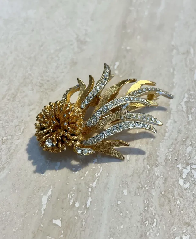 Vintage Rhinestone Statement Brooch — additional photo 3