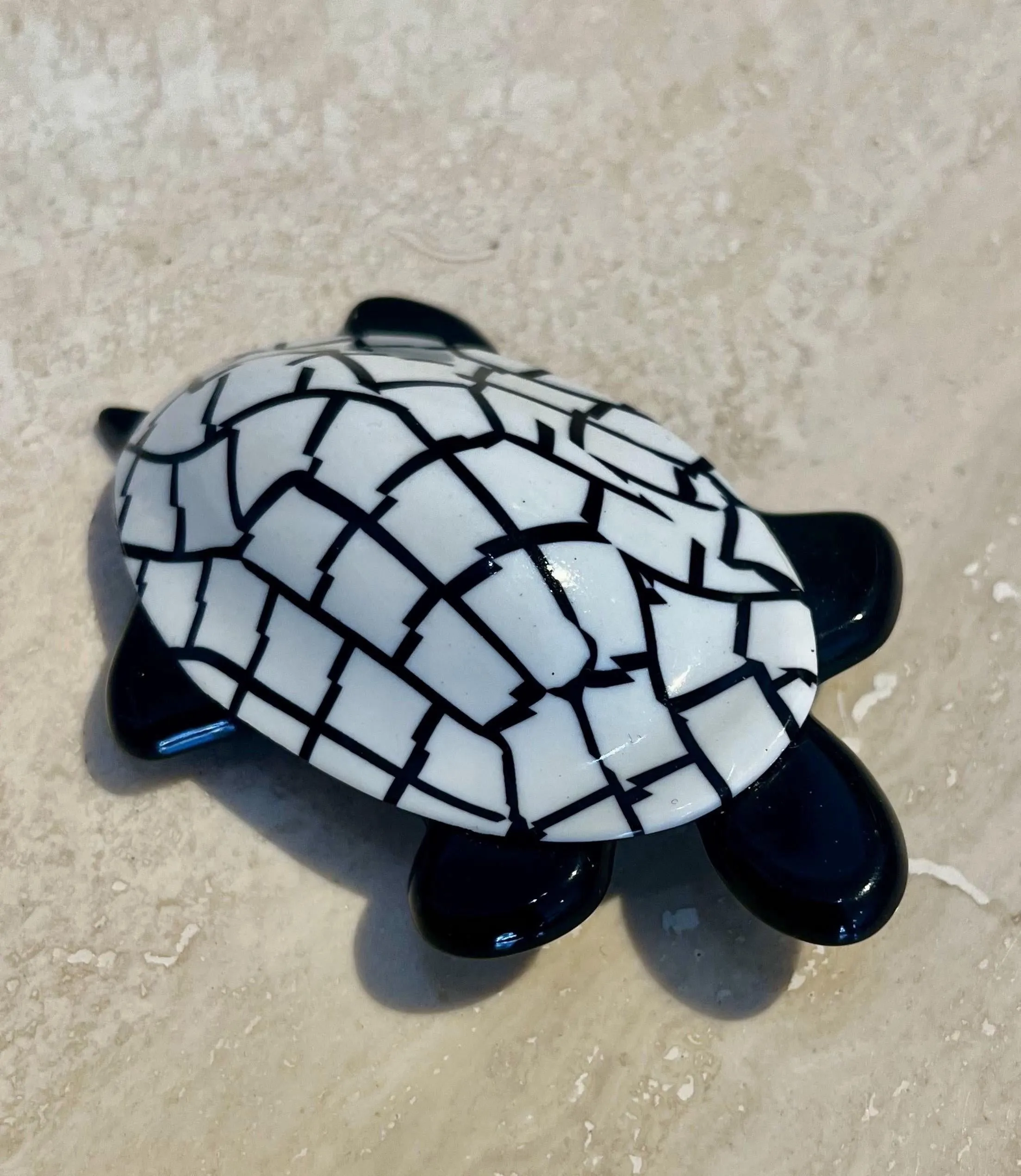 Vintage Lea Stein Paris B&W Tortoise Brooch — additional photo 3