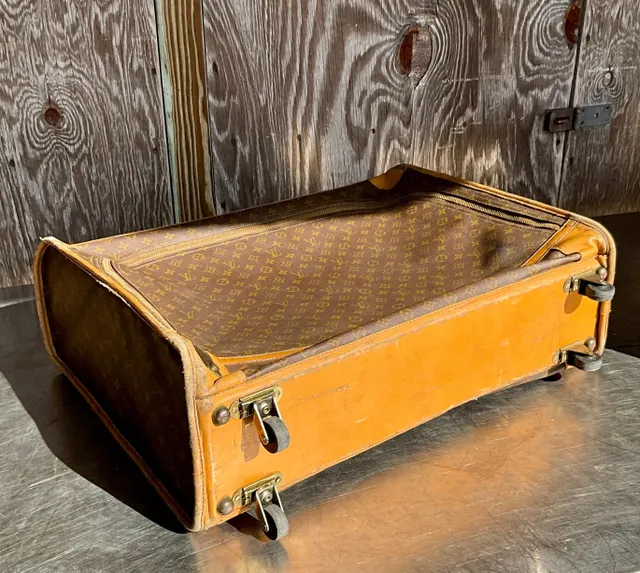 Vintage Louis Vuitton XL Trunk with Wheels — additional photo 5