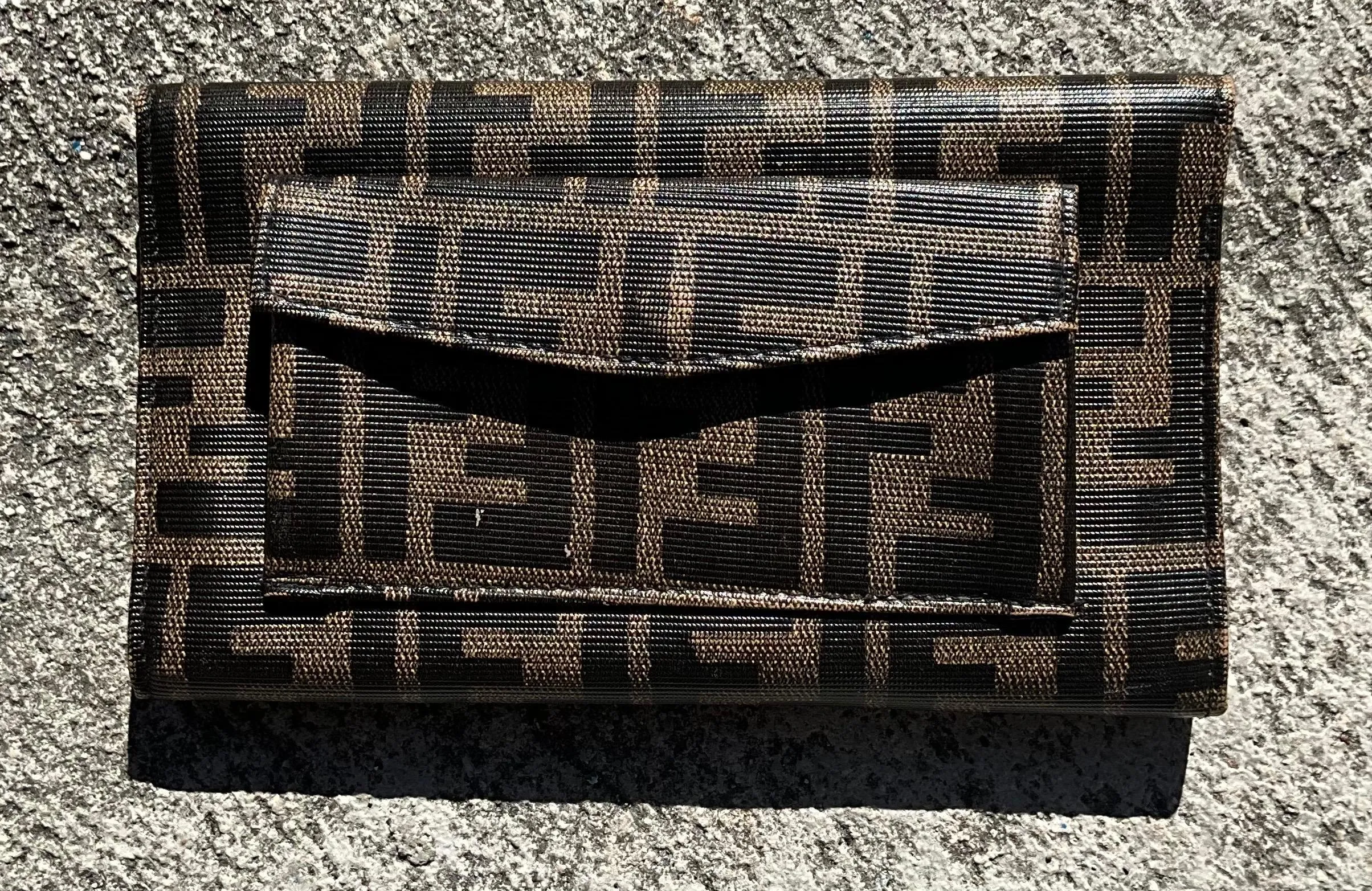 Vintage Fendi Trifold Canvas Leather Wallet — additional photo 3