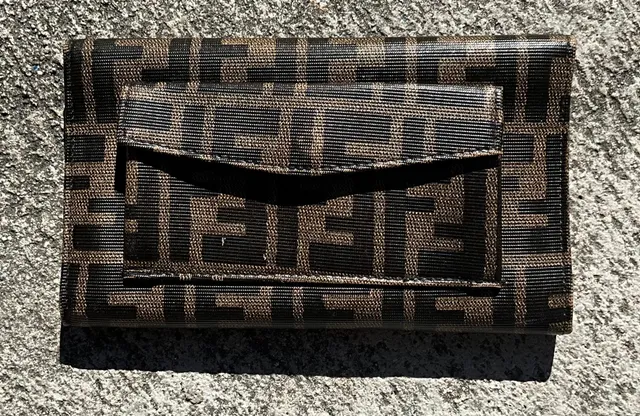 Vintage Fendi Trifold Canvas Leather Wallet — additional photo 3