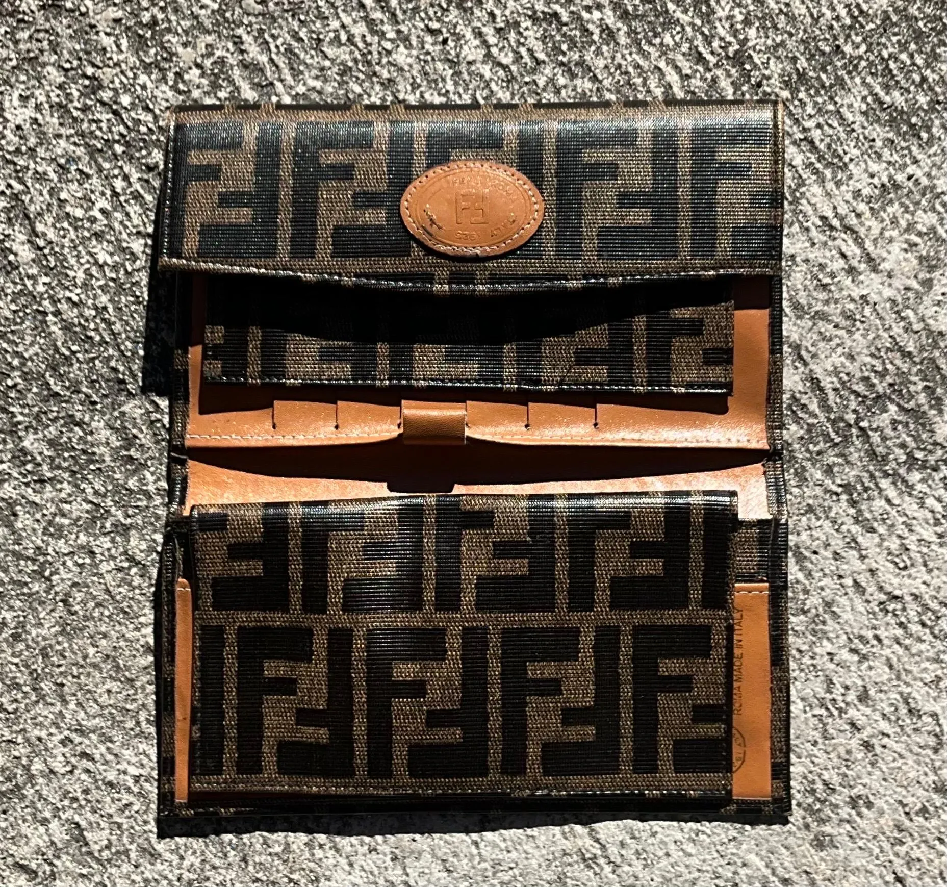 Vintage Fendi Trifold Canvas Leather Wallet — additional photo 4