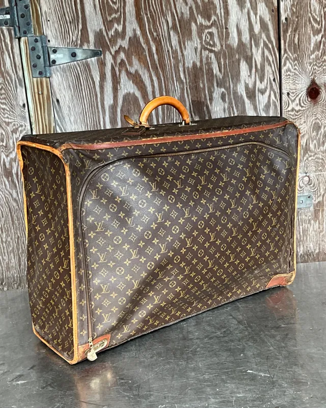 Vintage Louis Vuitton Monogram Pullman Suitcase — additional photo 1