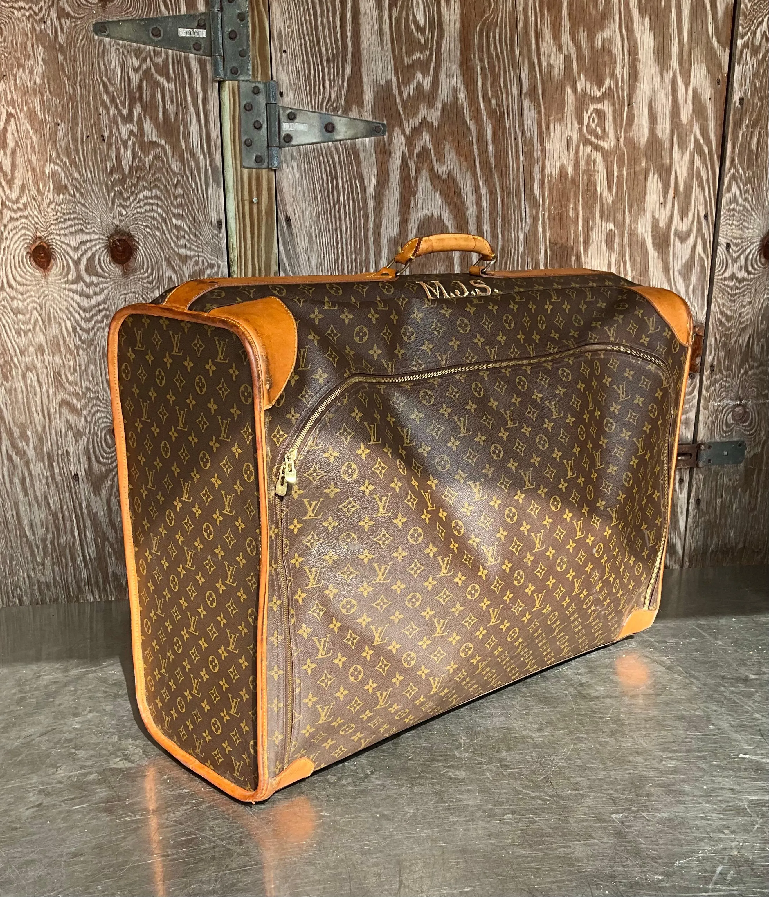 Vintage Louis Vuitton Monogram Pullman Suitcase — additional photo 2