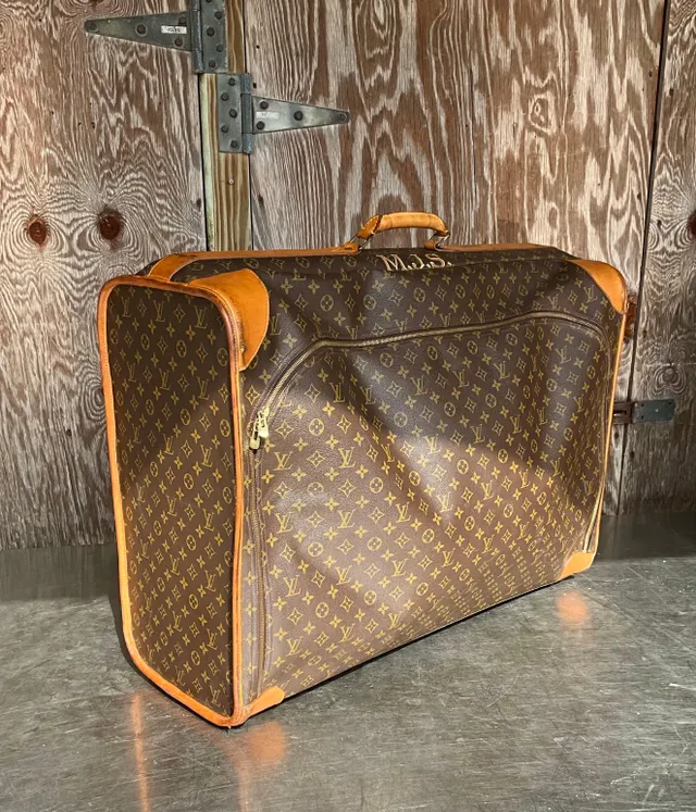 Vintage Louis Vuitton Monogram Pullman Suitcase — additional photo 2